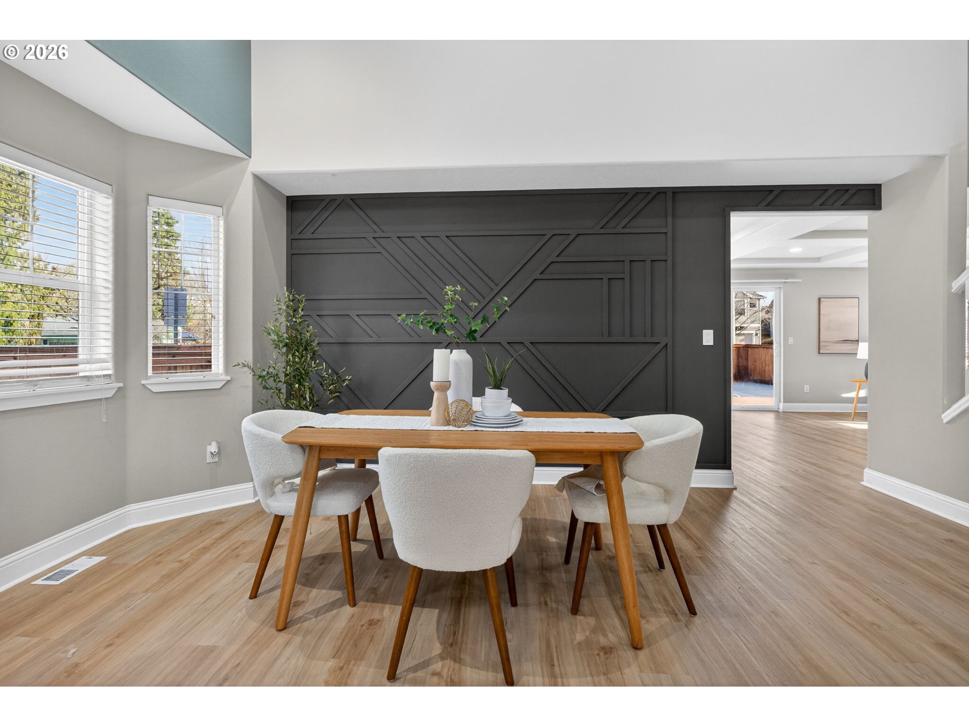 property viewer photo 8