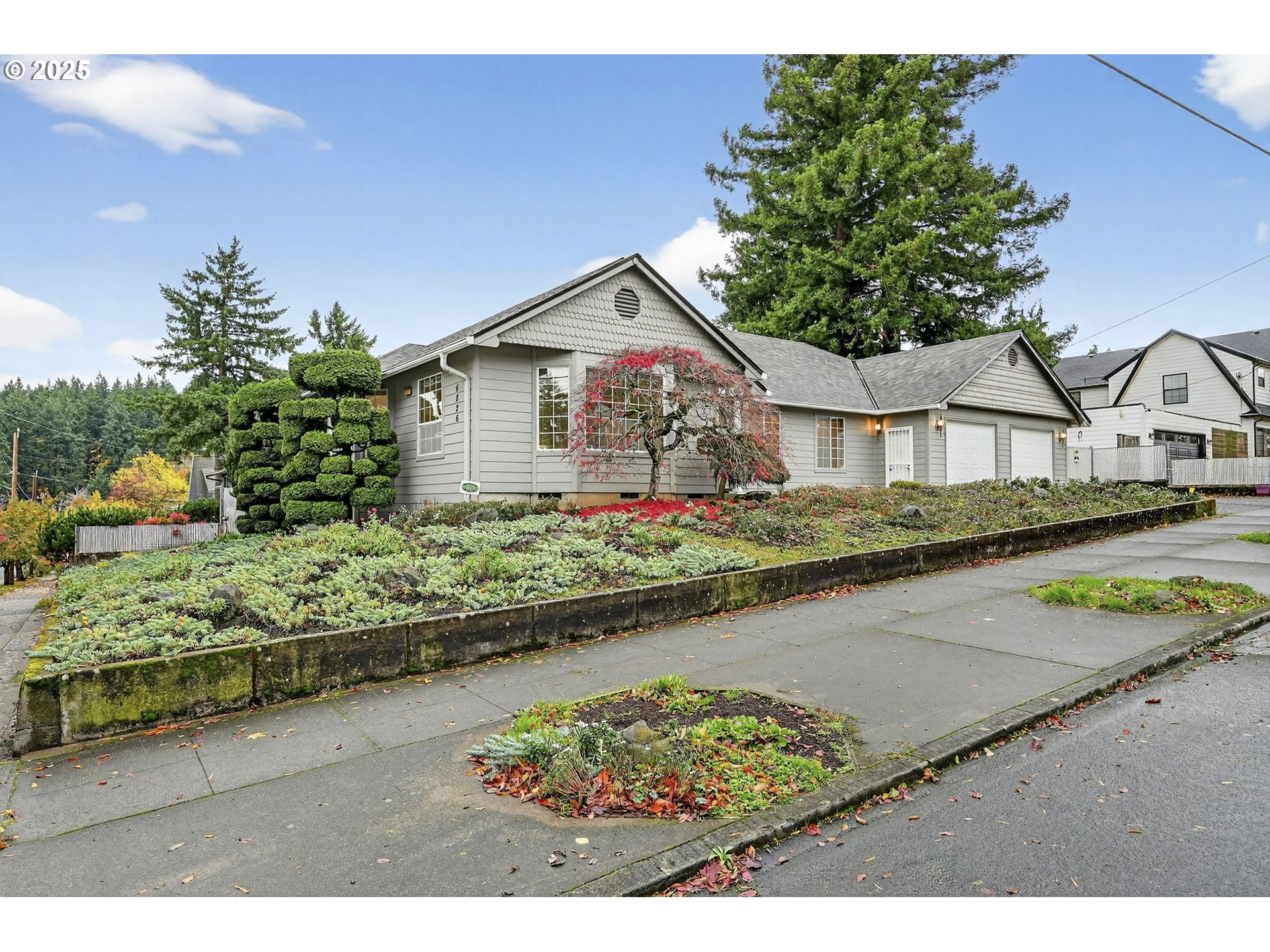 property viewer photo 1