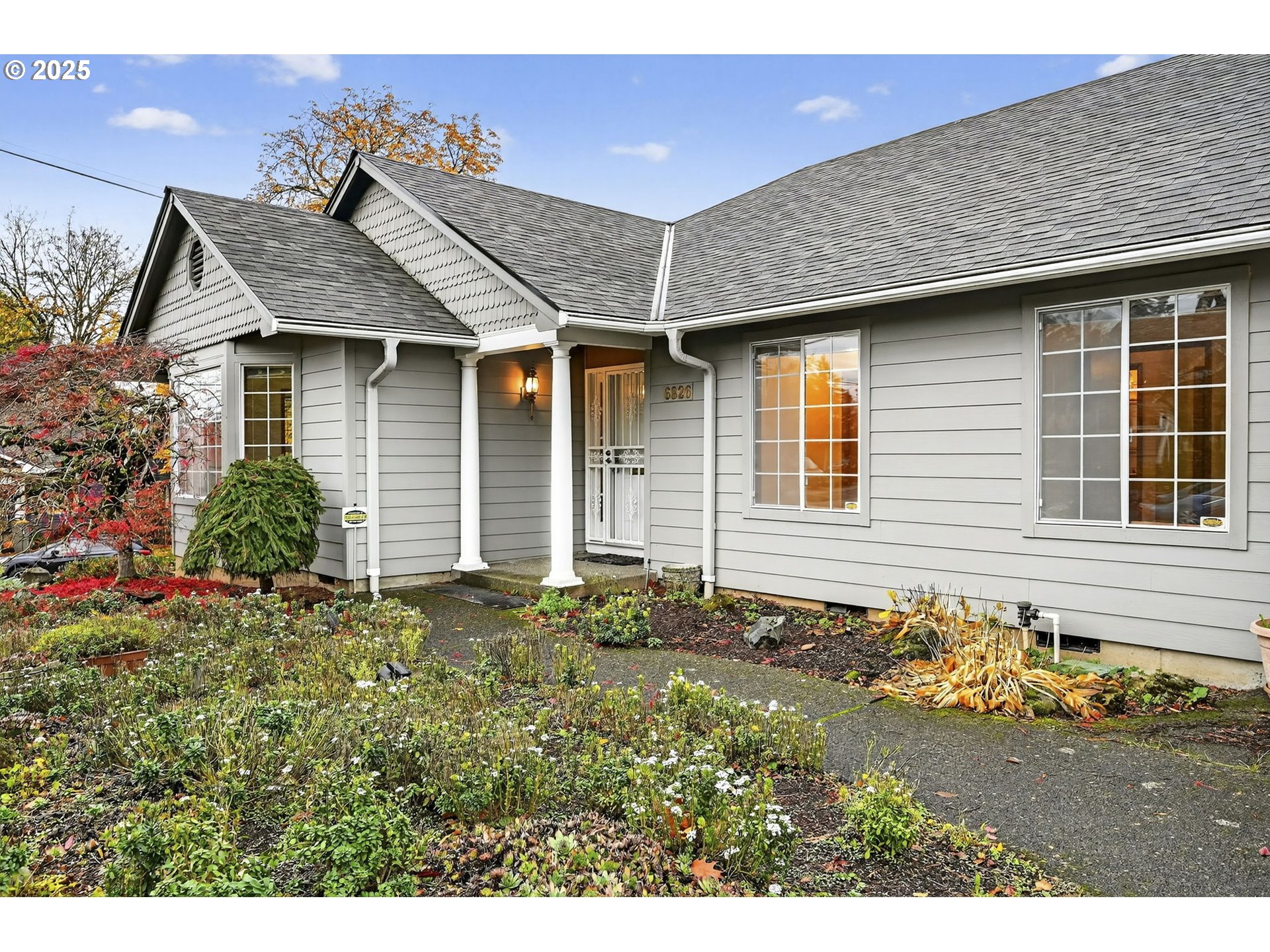 property viewer photo 3