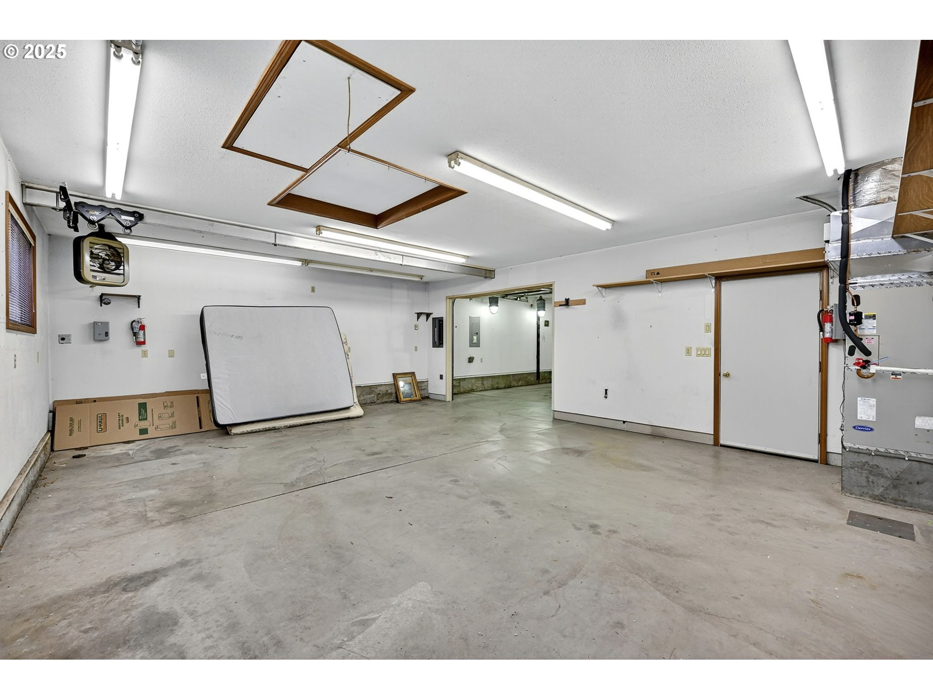 property viewer photo 32