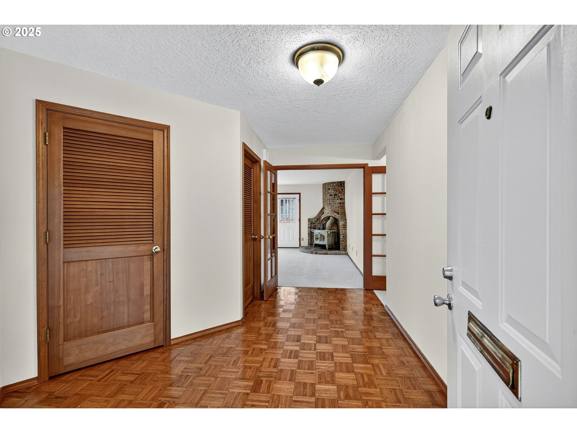 property viewer photo 4