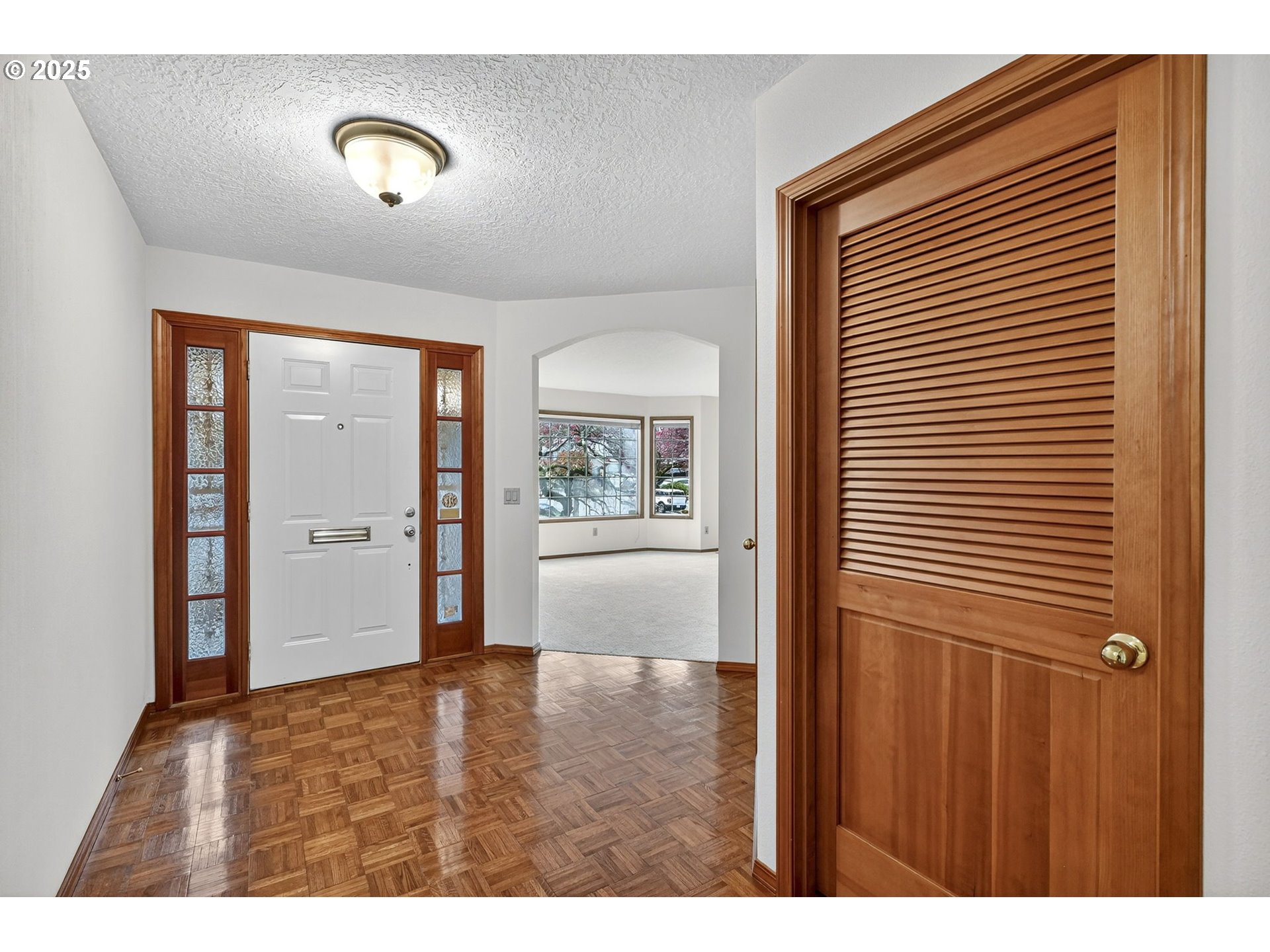 property viewer photo 5