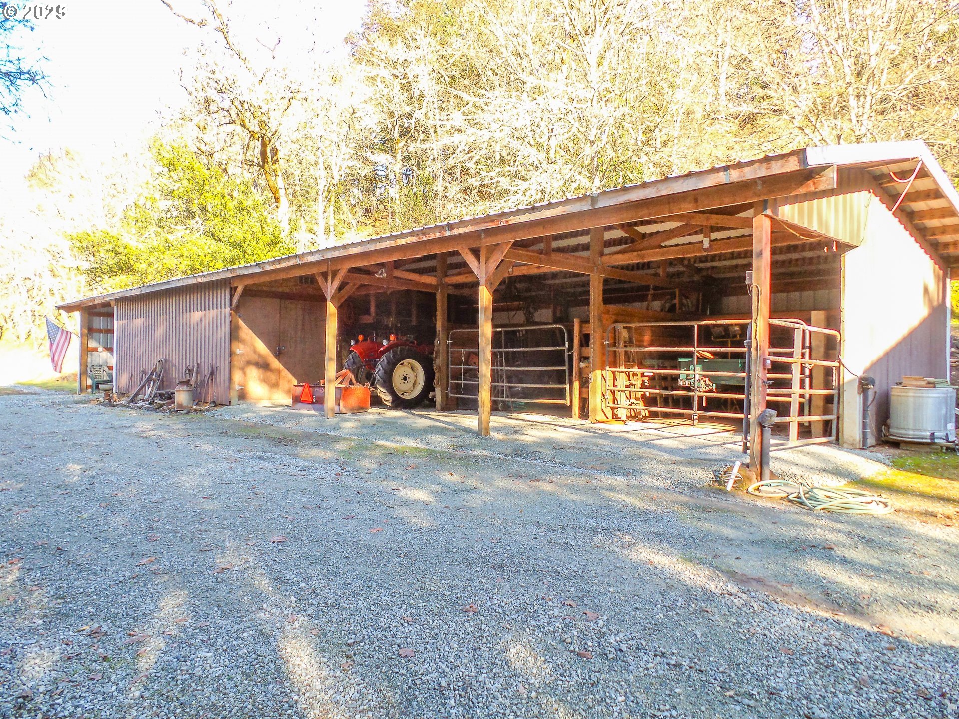 main property photo 21