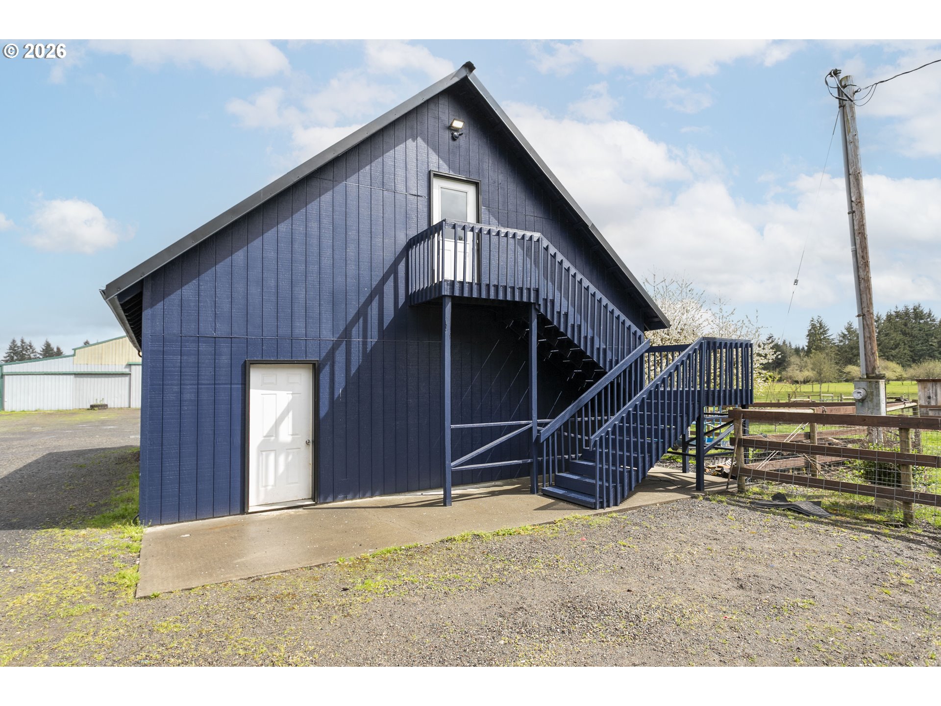 main property photo 39