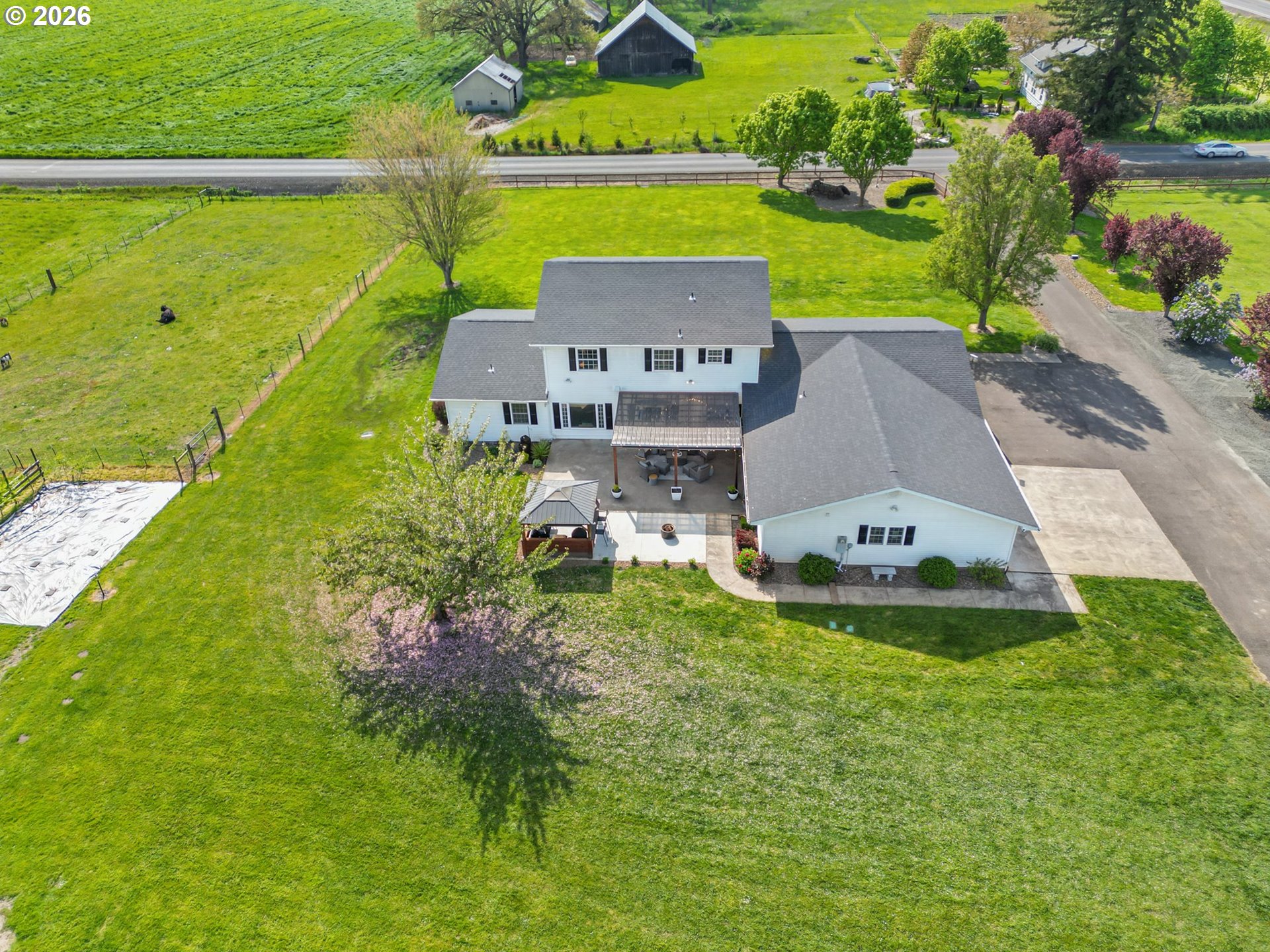 main property photo 44