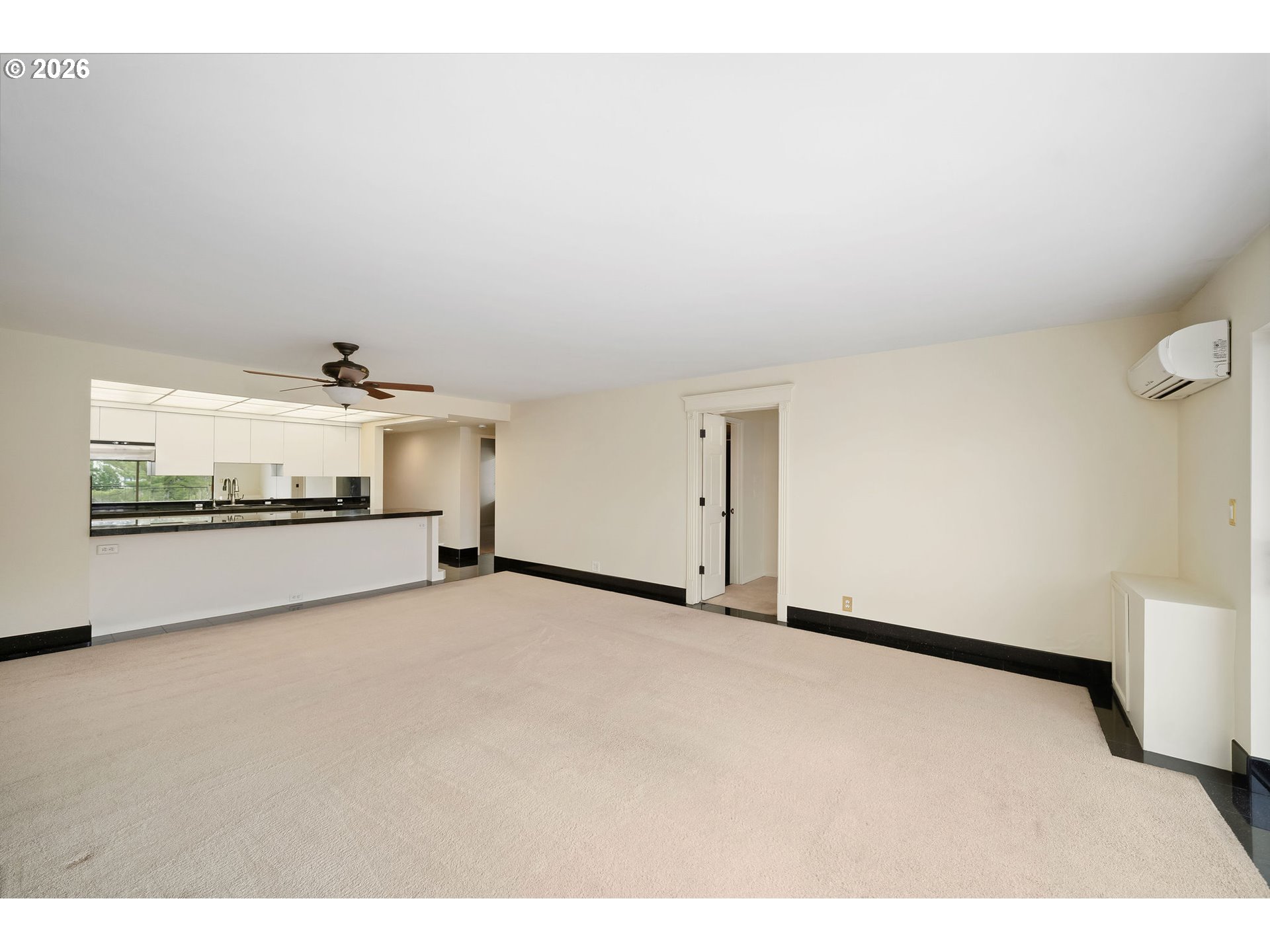 property viewer photo 19