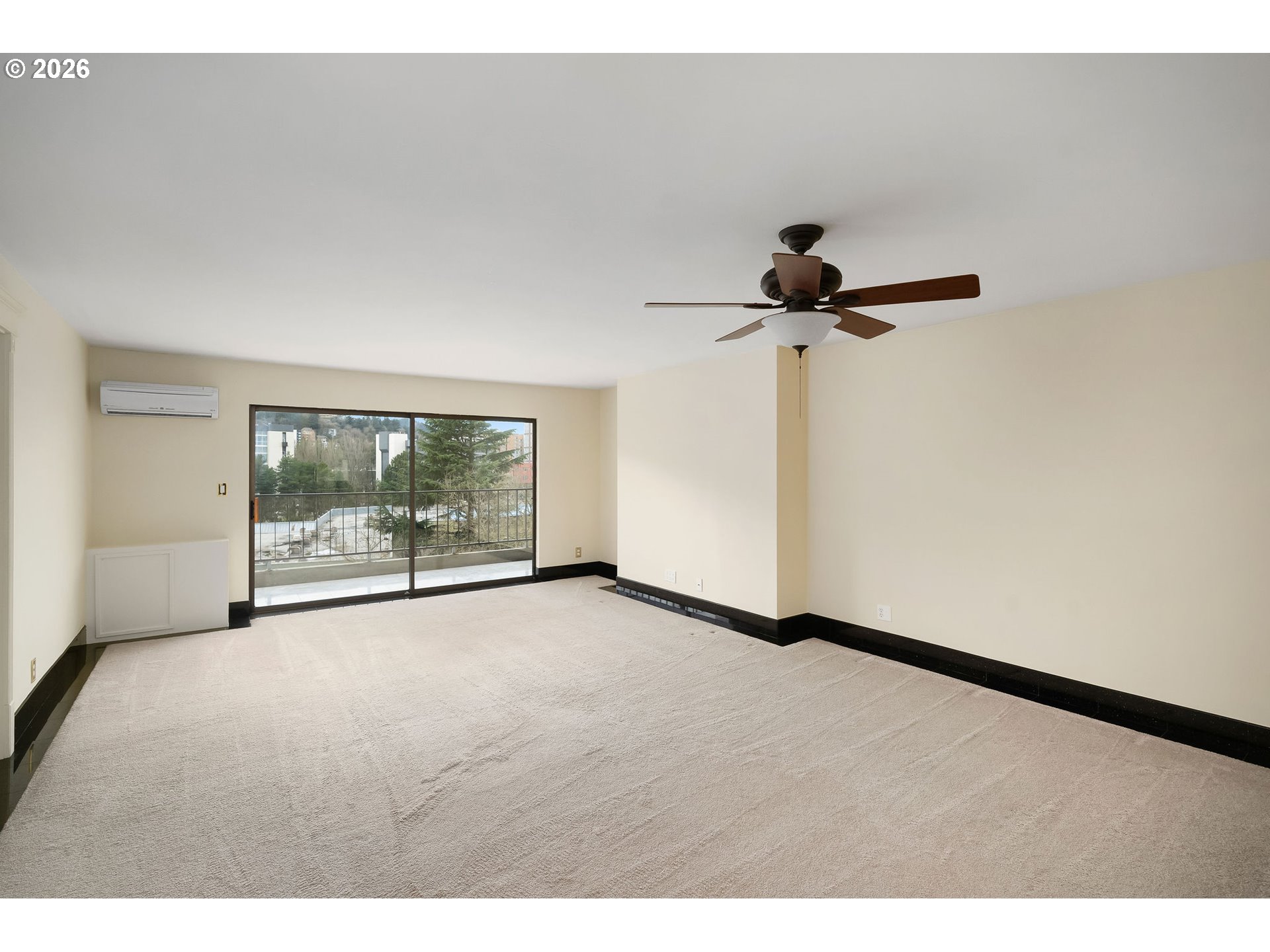 property viewer photo 21