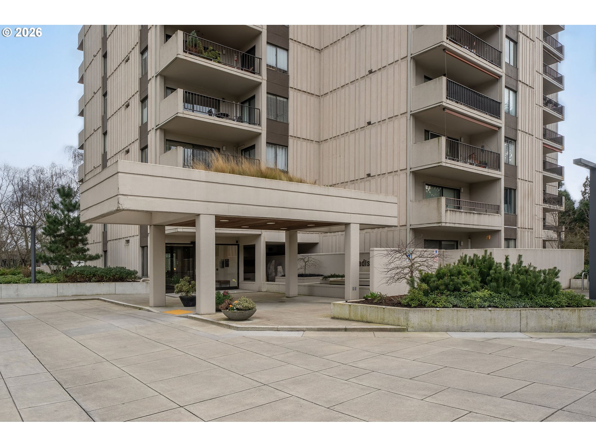 property viewer photo 4