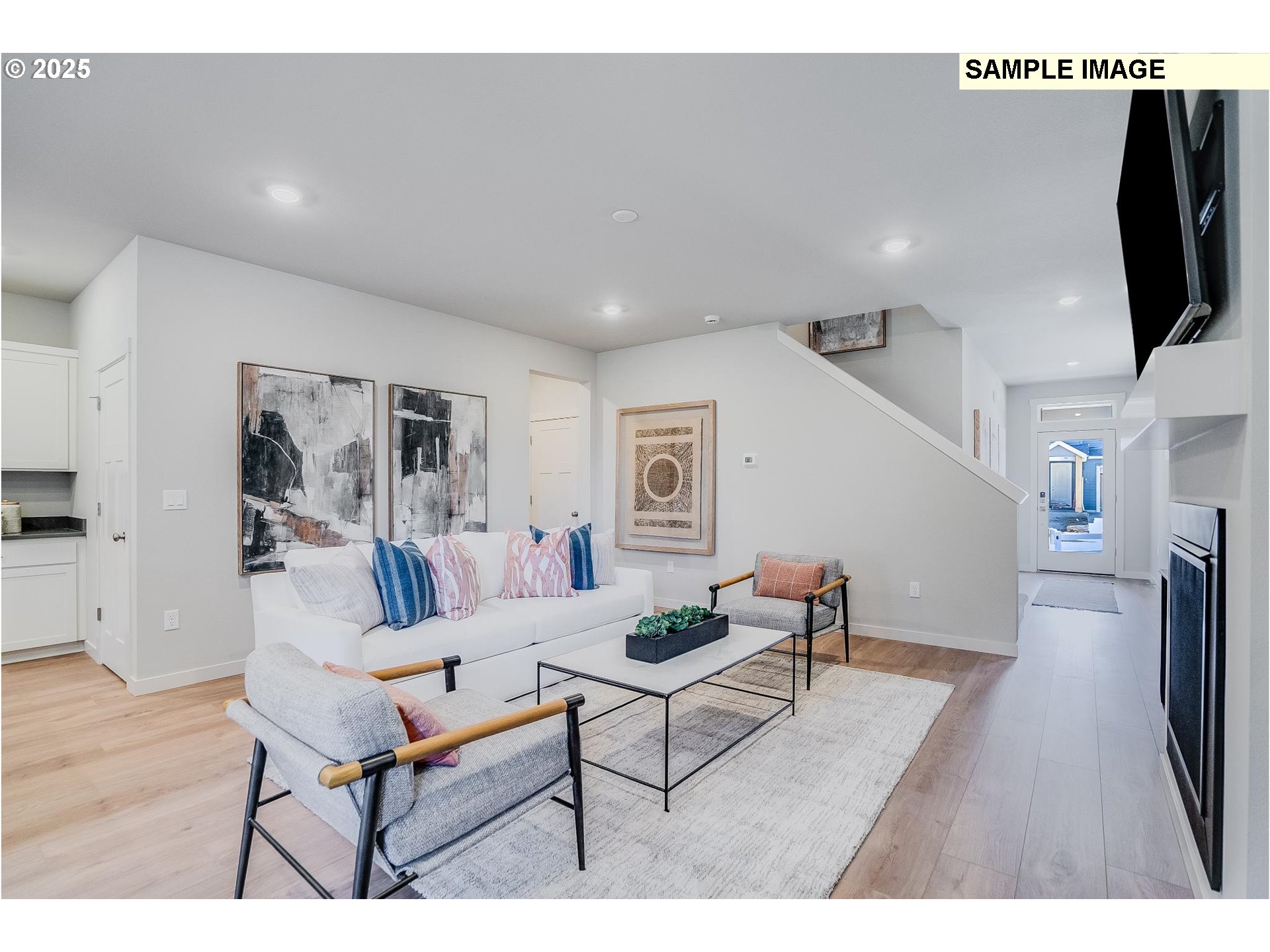 property viewer photo 10
