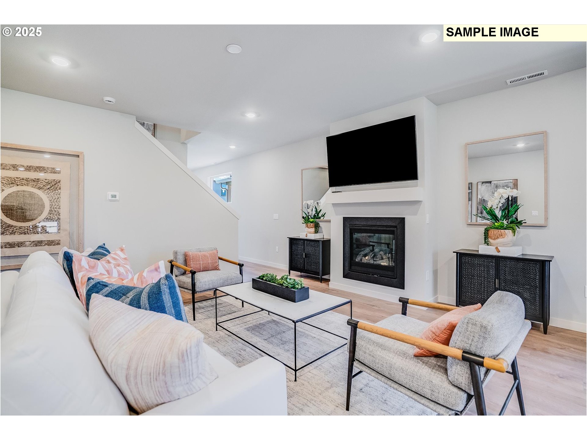 property viewer photo 4