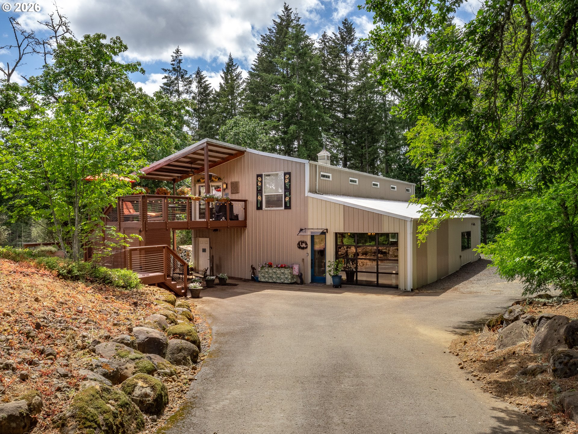 main property photo 29