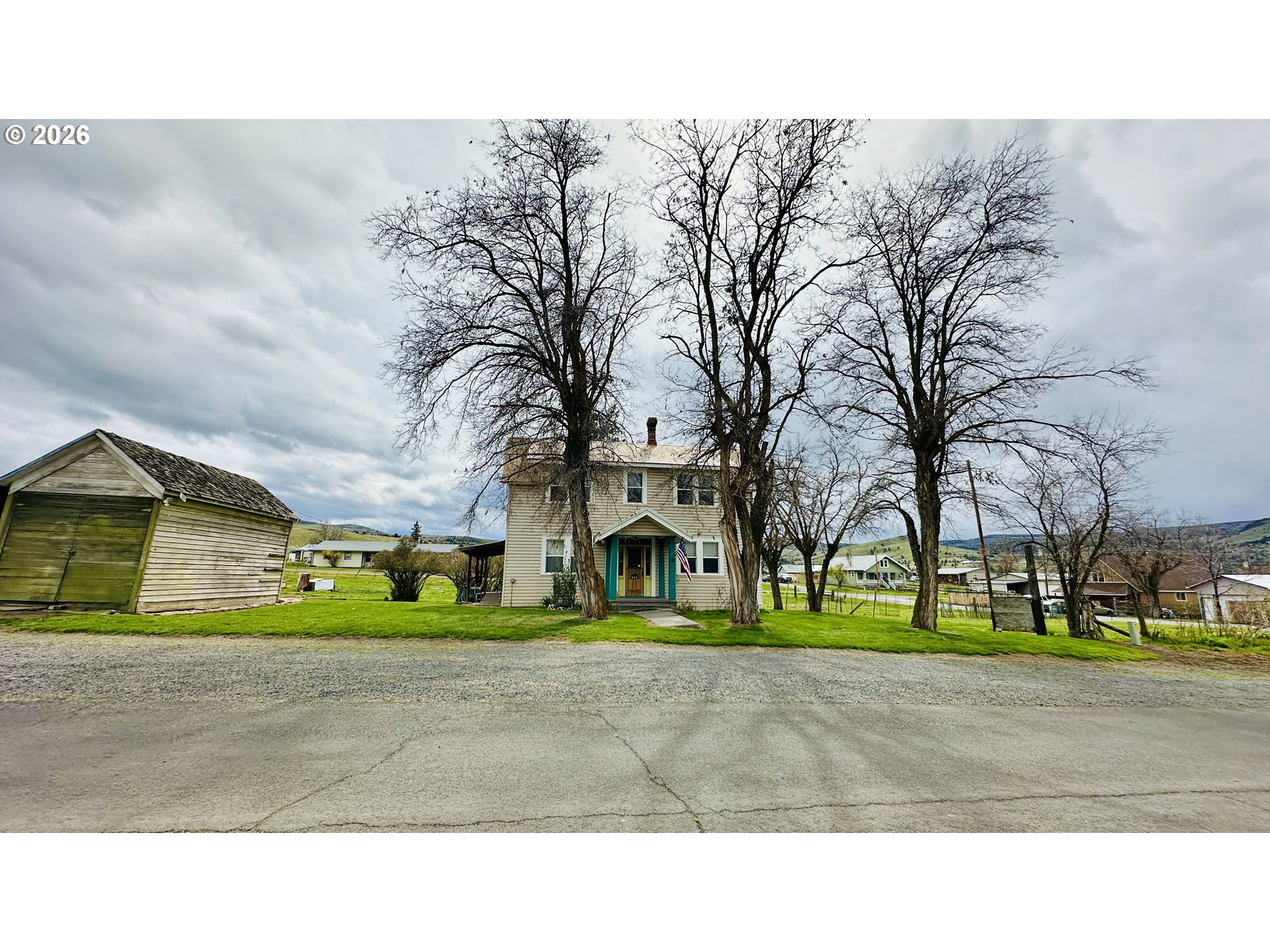 main property photo 5
