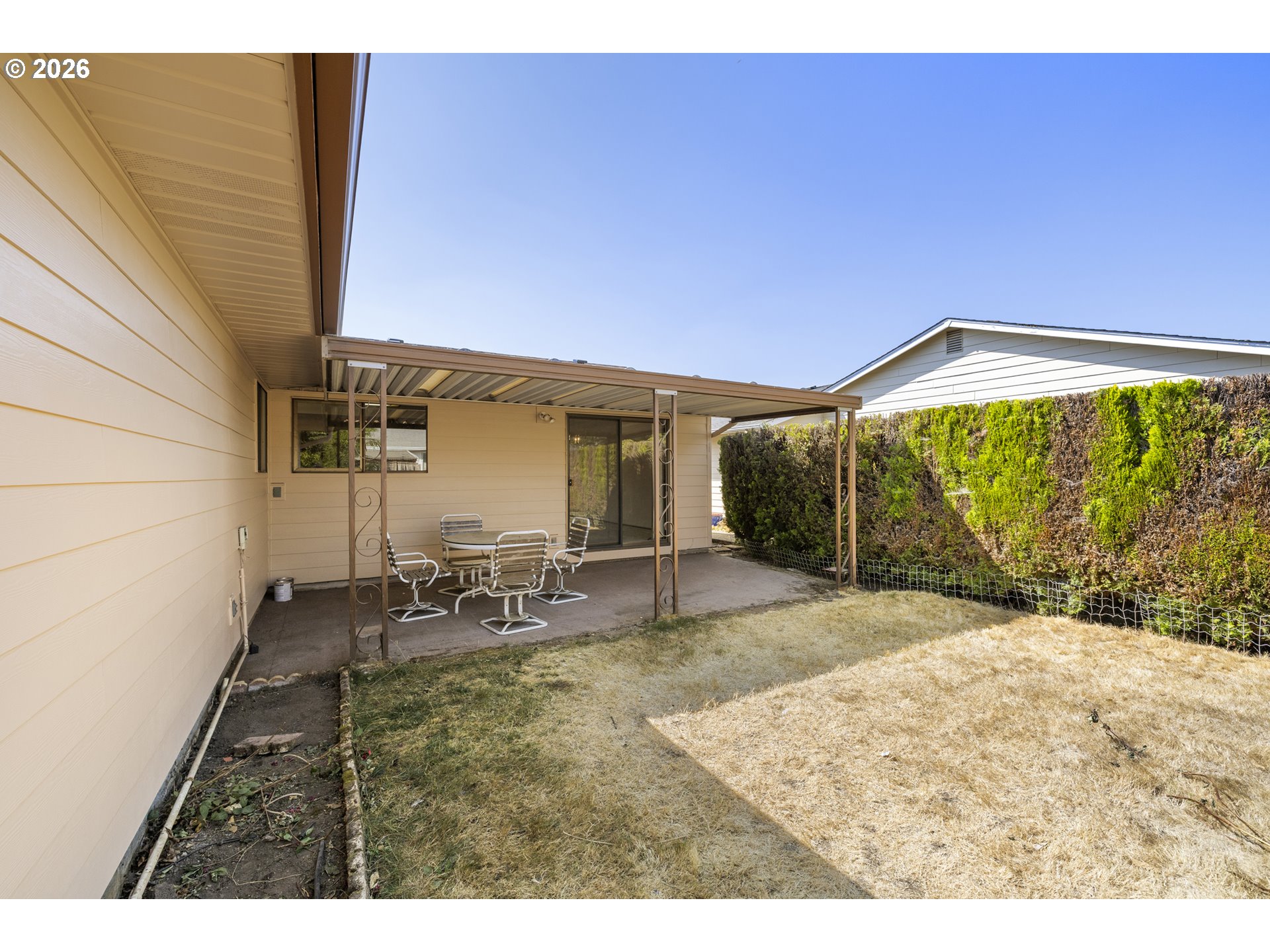 main property photo 23