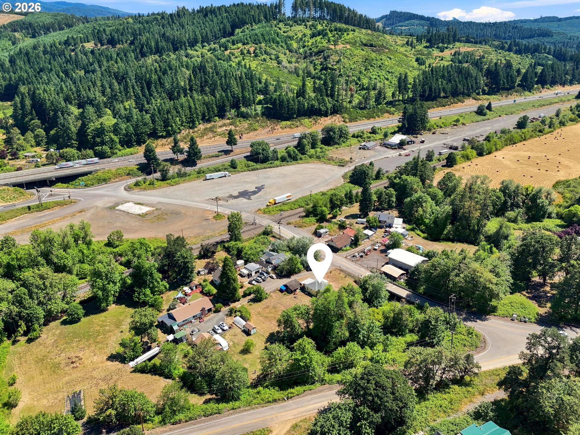 main property photo 5