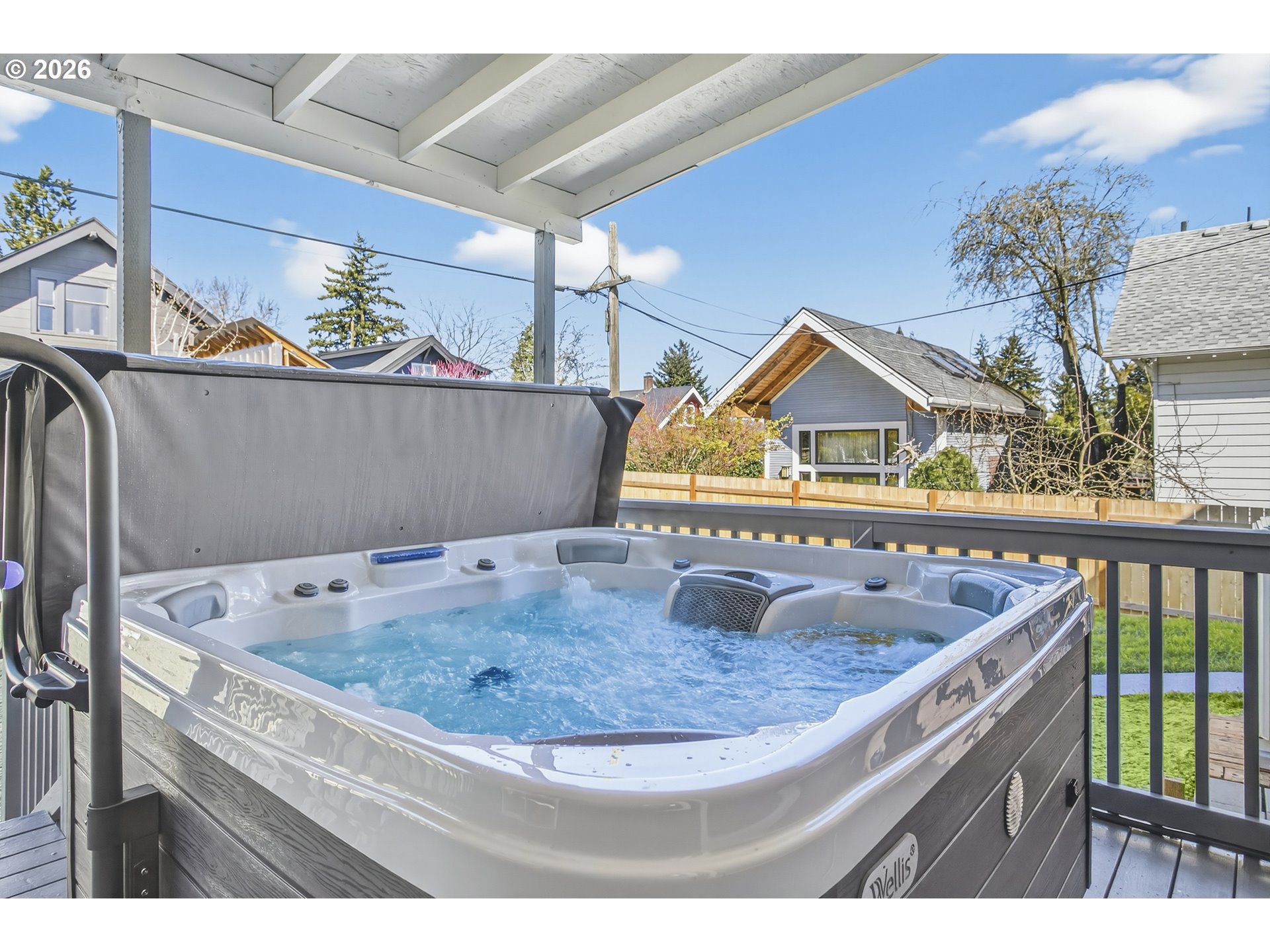 main property photo 23