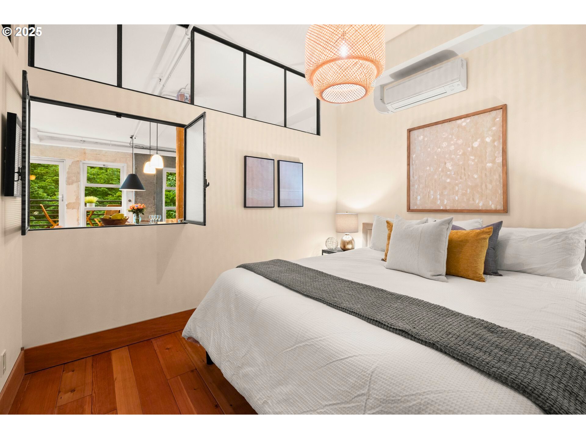 property viewer photo 11