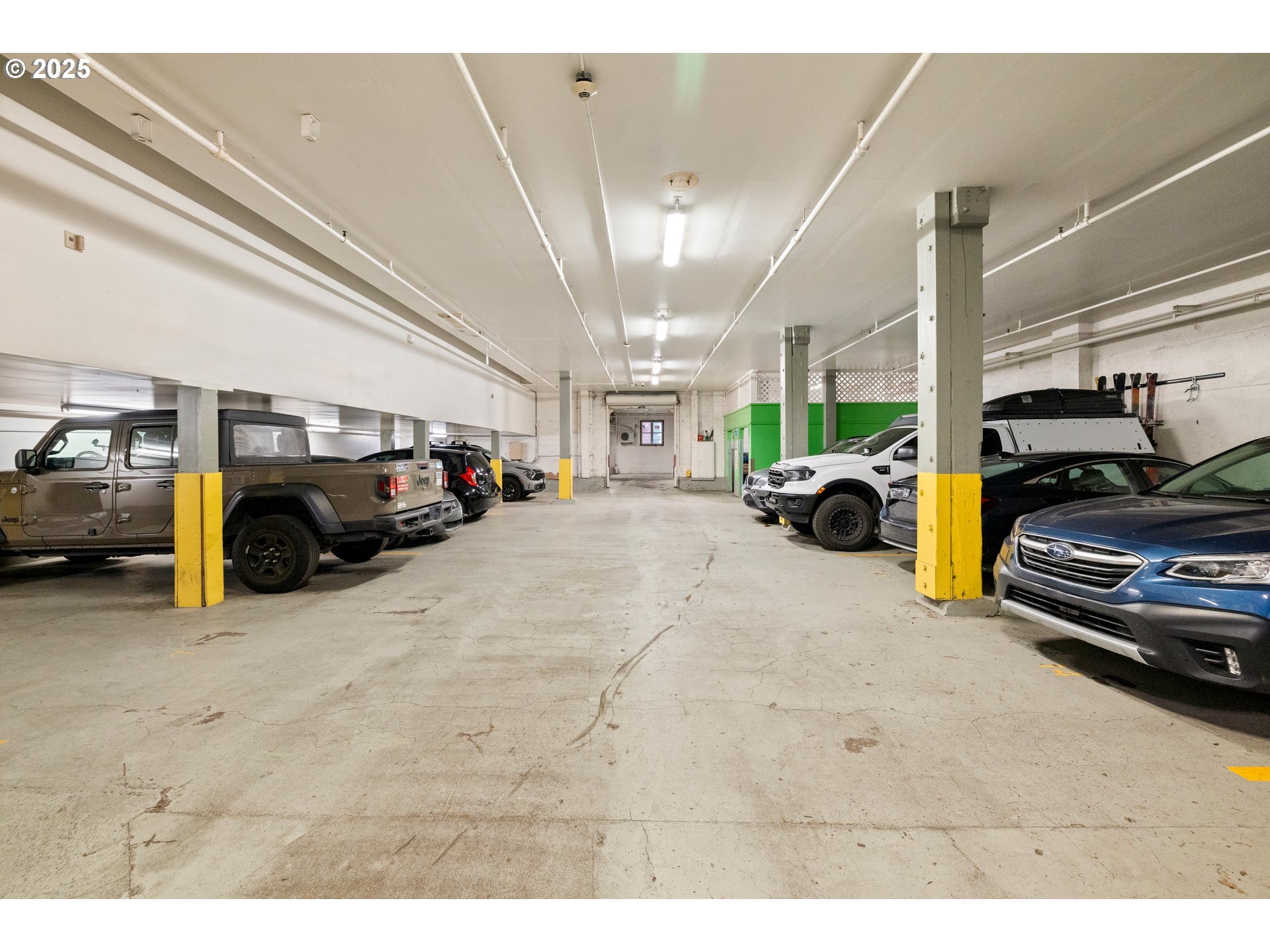 property viewer photo 19