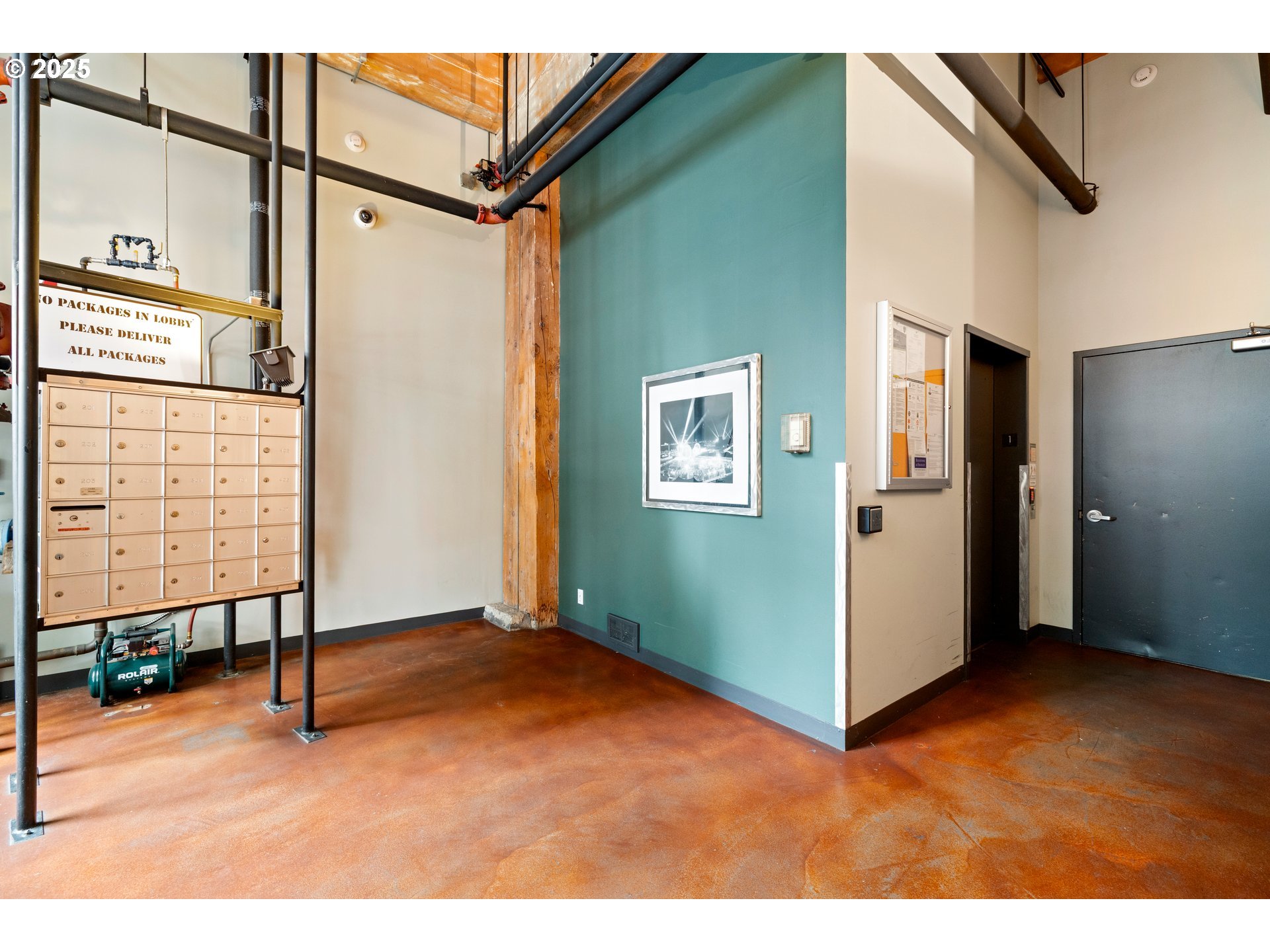 property viewer photo 4