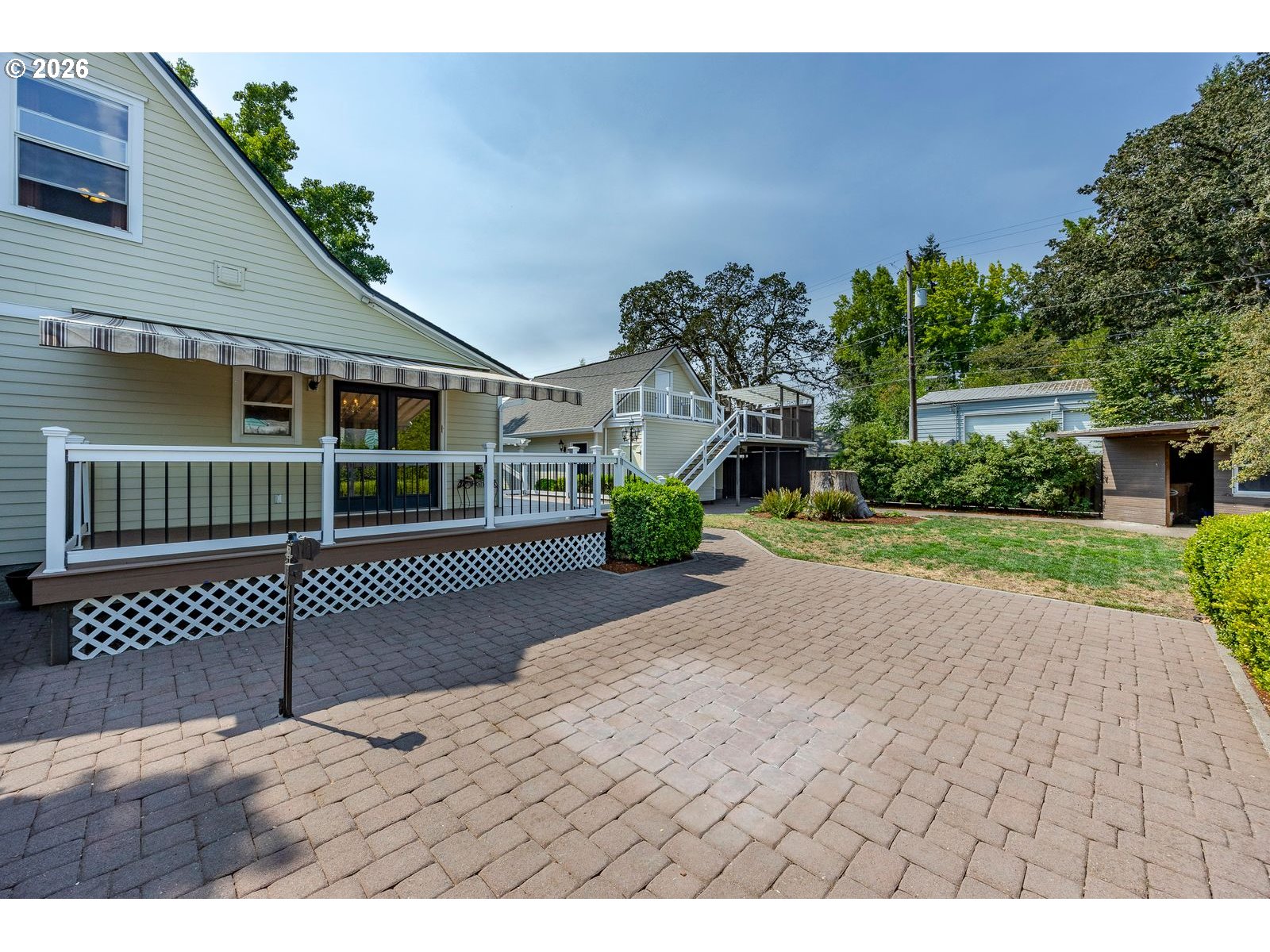 main property photo 35