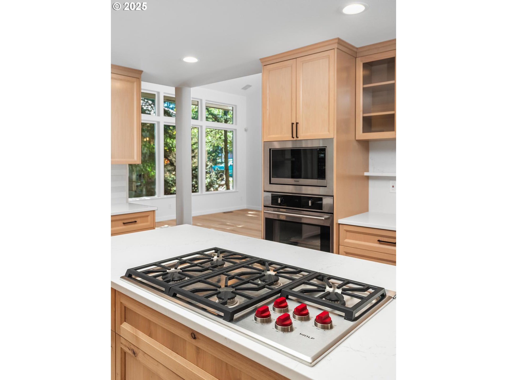 property viewer photo 11