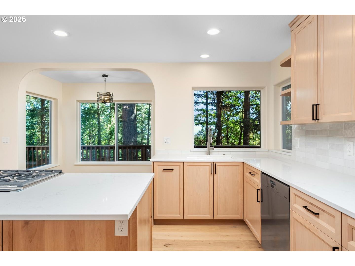 property viewer photo 12