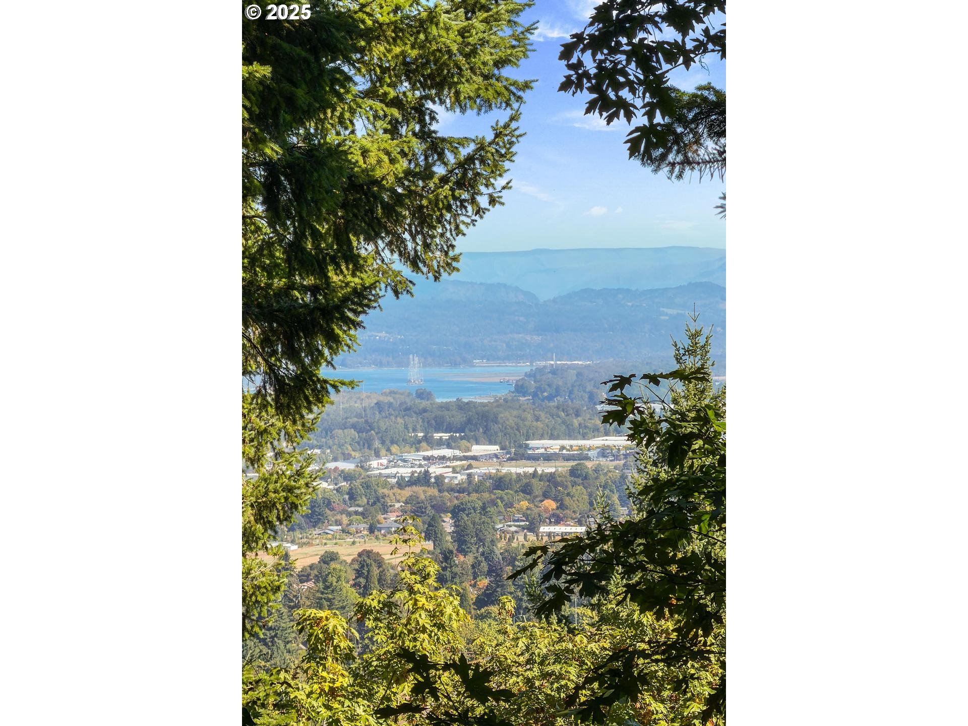property viewer photo 35