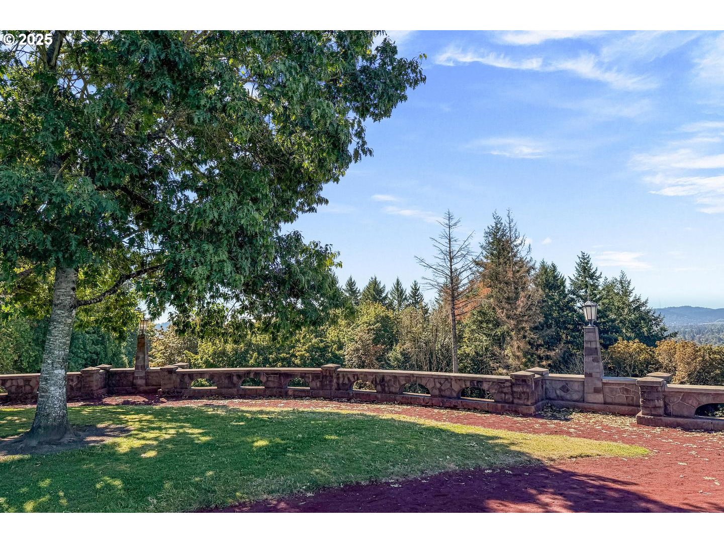 property viewer photo 46