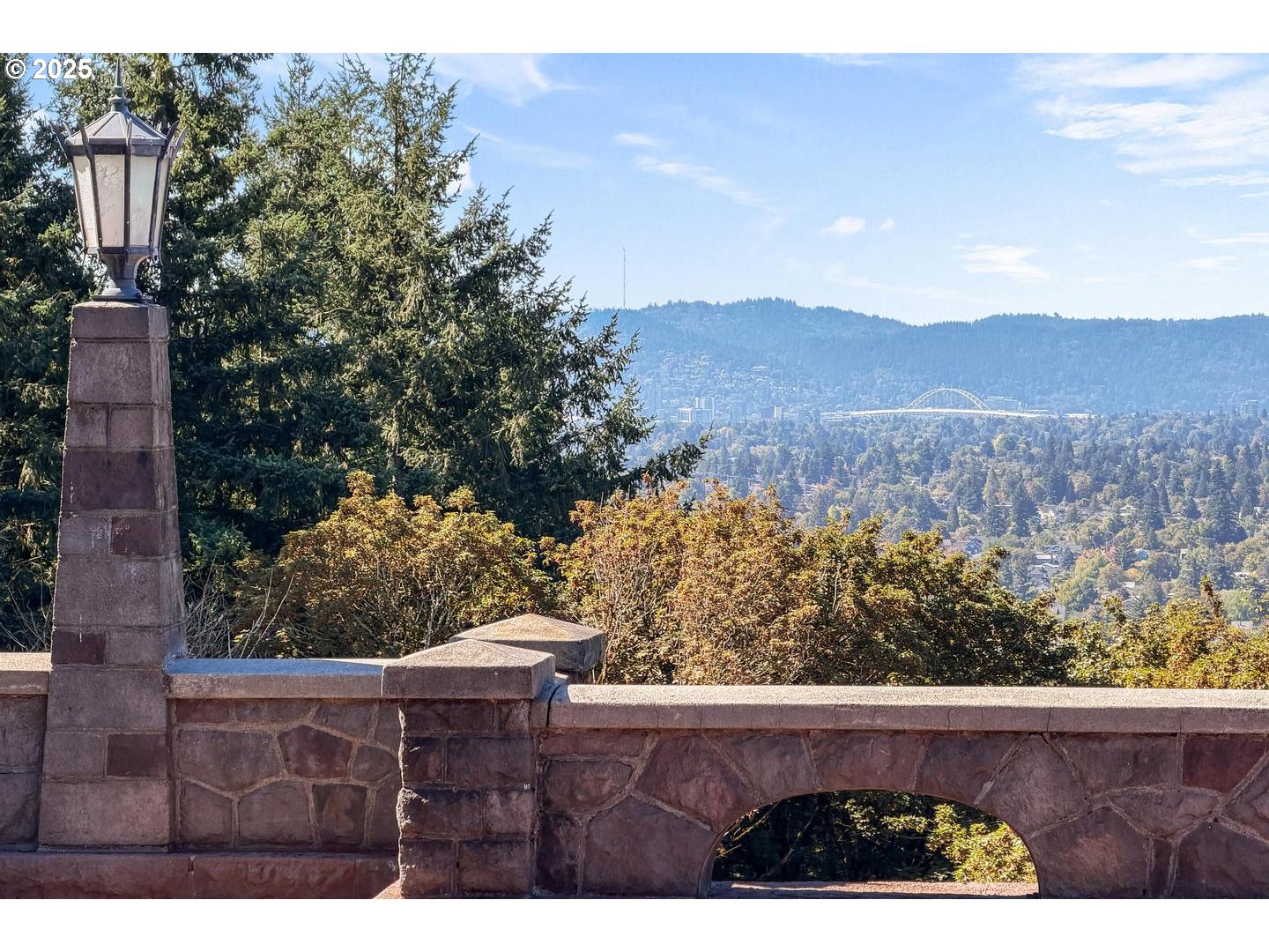 property viewer photo 47