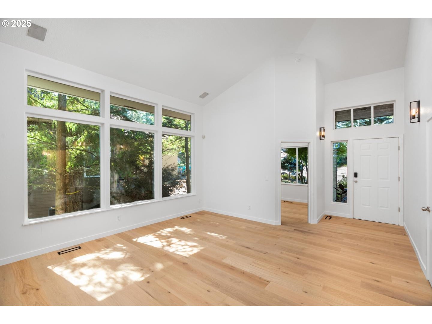 property viewer photo 5
