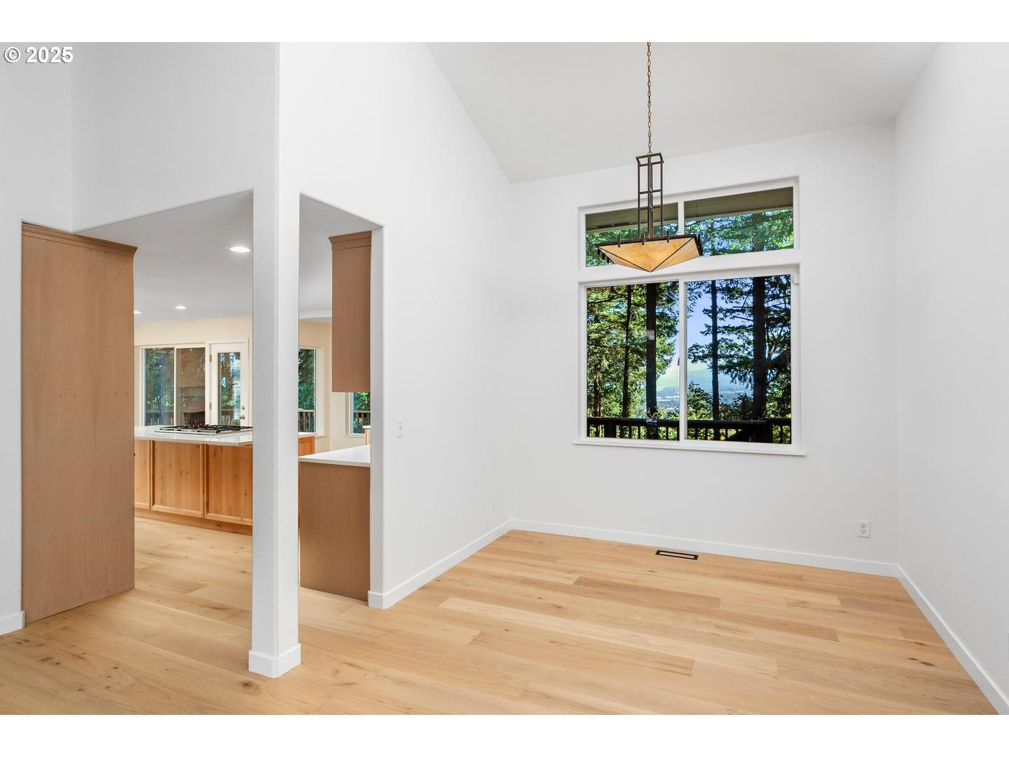 property viewer photo 6