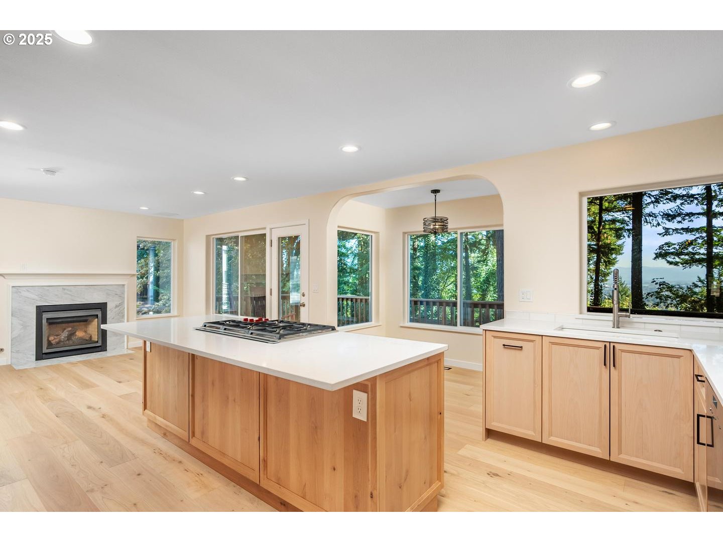 property viewer photo 8