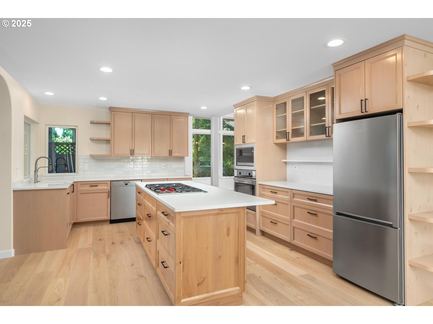 property viewer photo 9