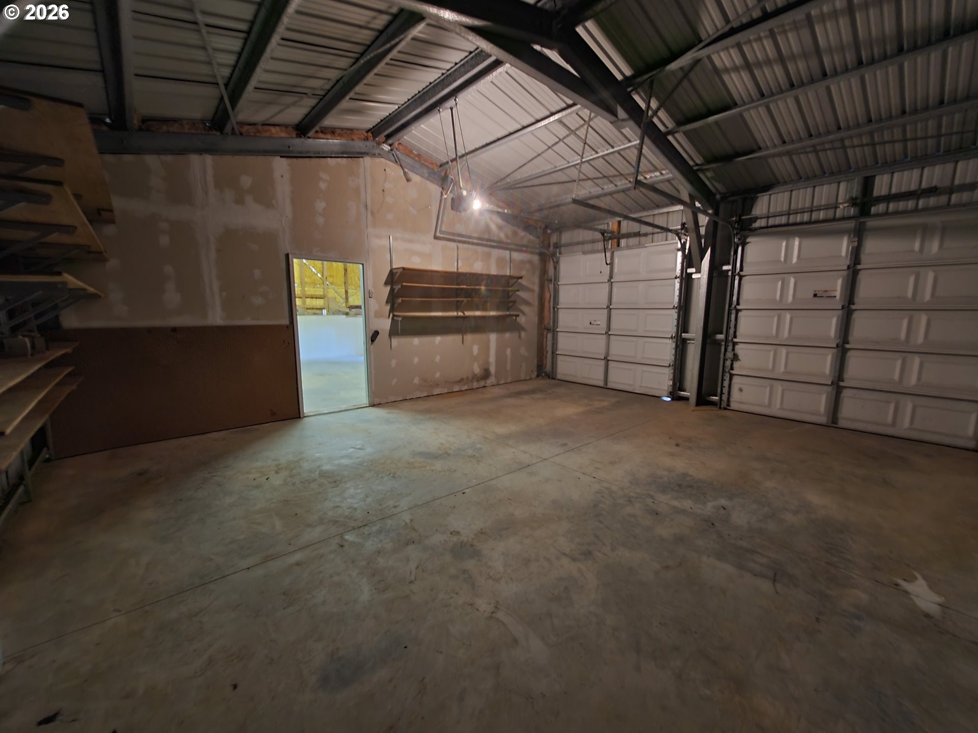 main property photo 34