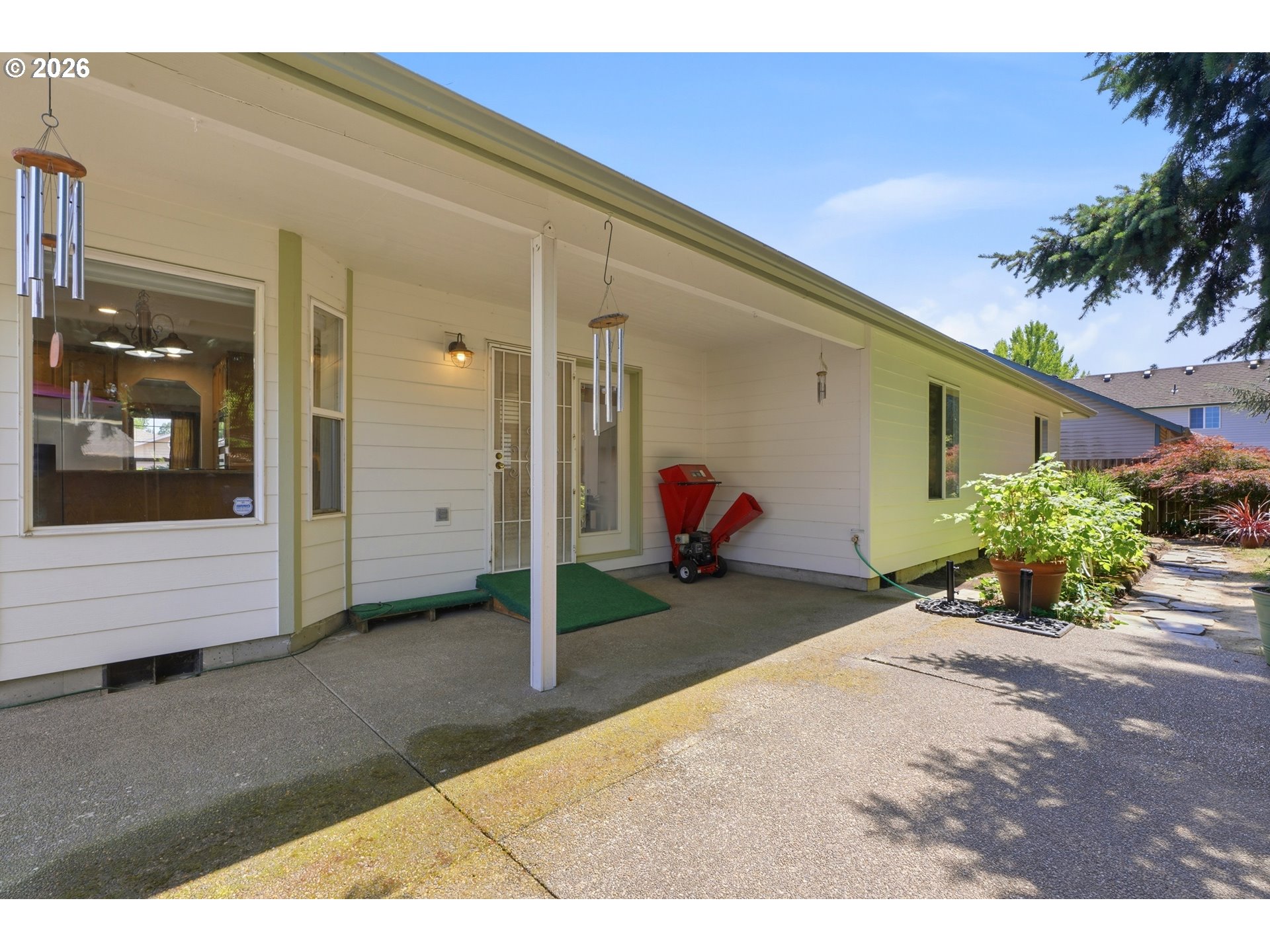 main property photo 20