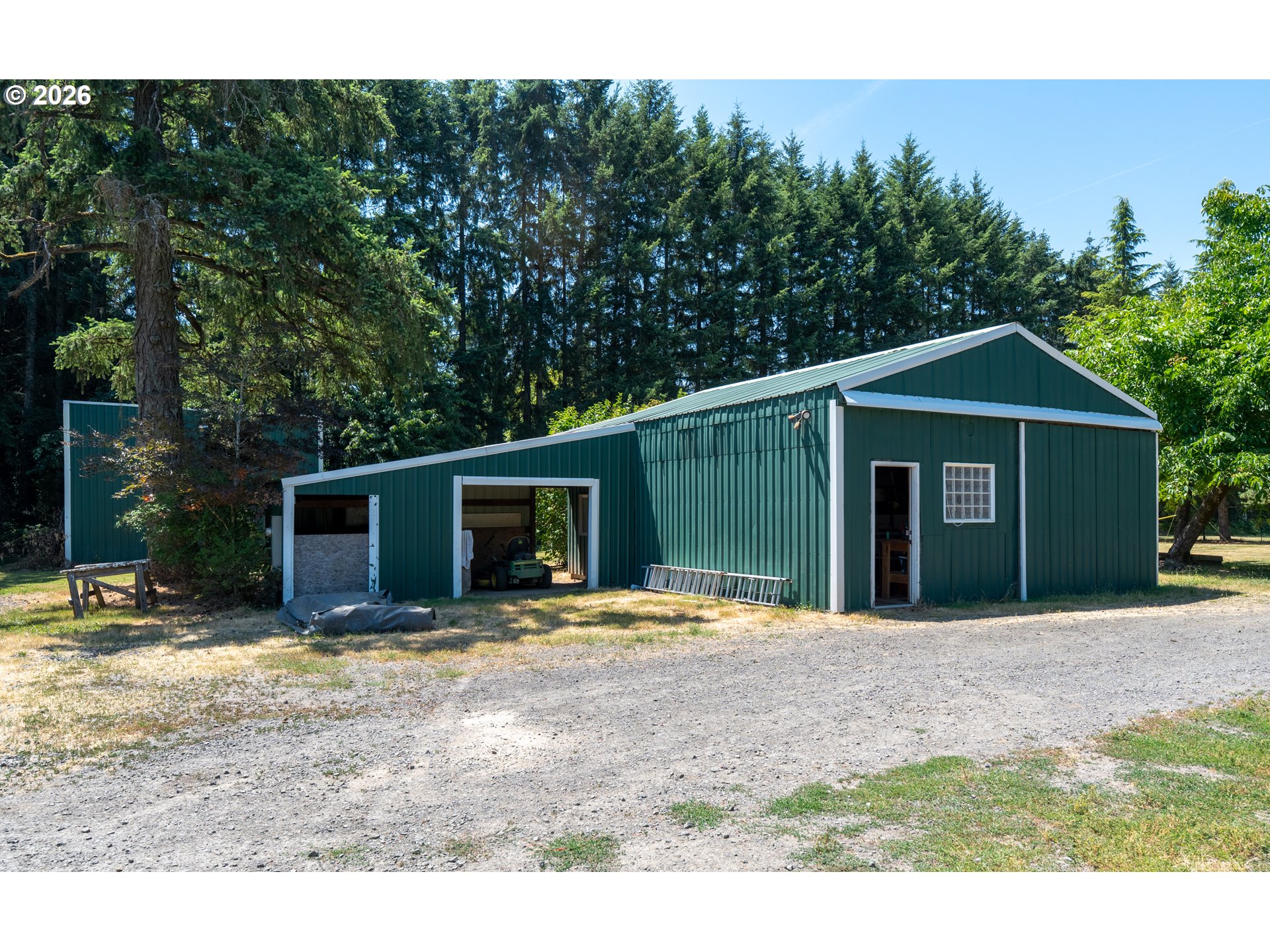 main property photo 38
