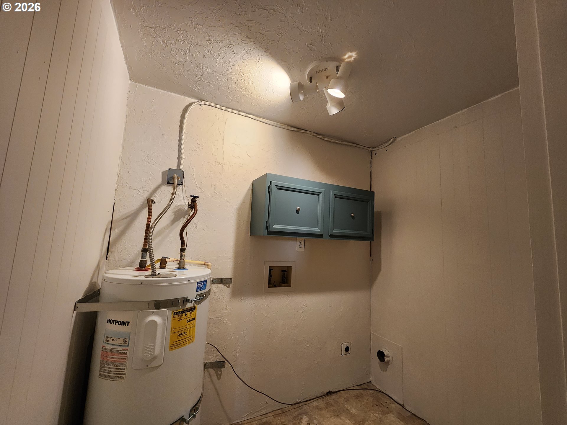 main property photo 14