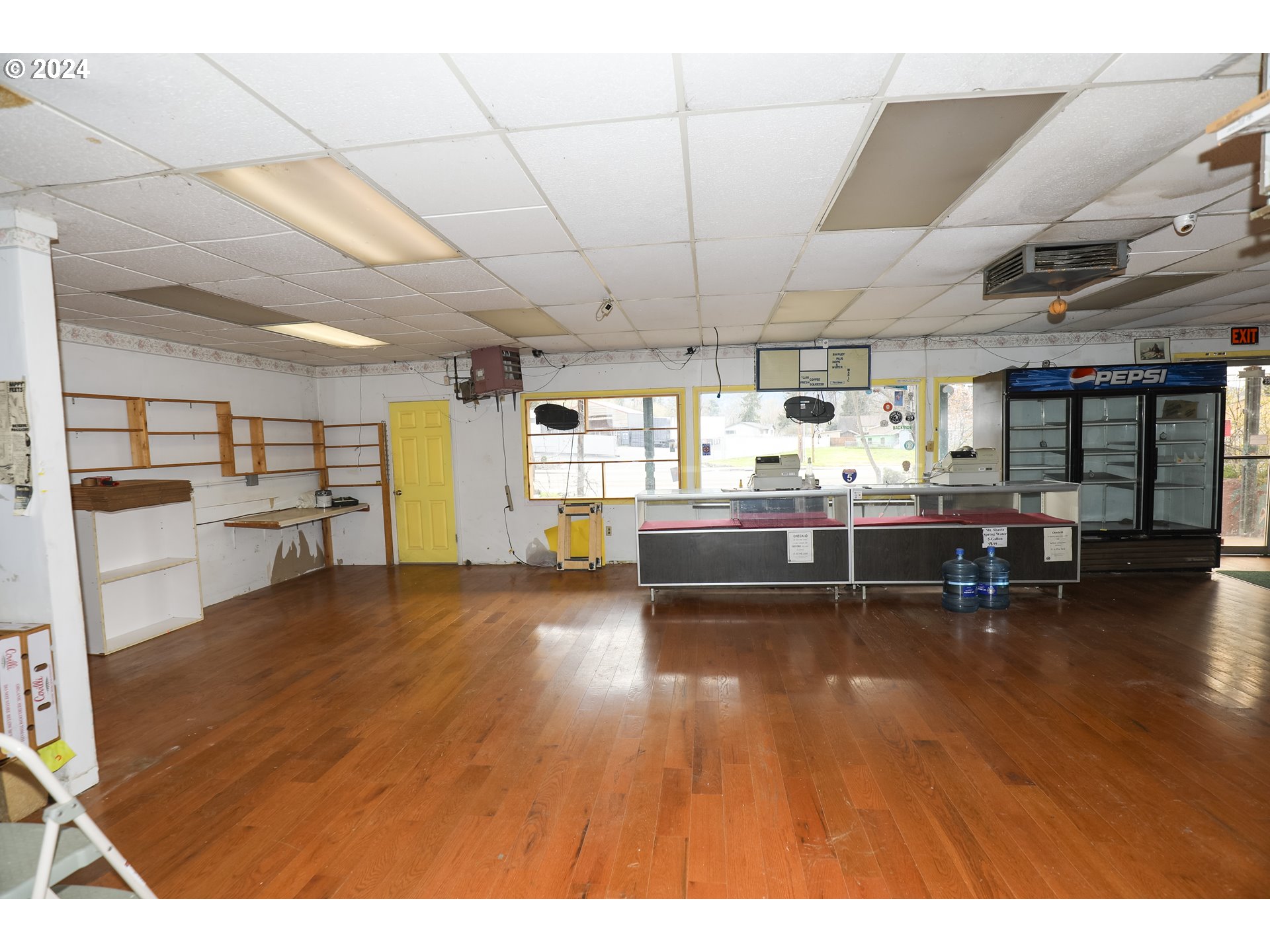 main property photo 10