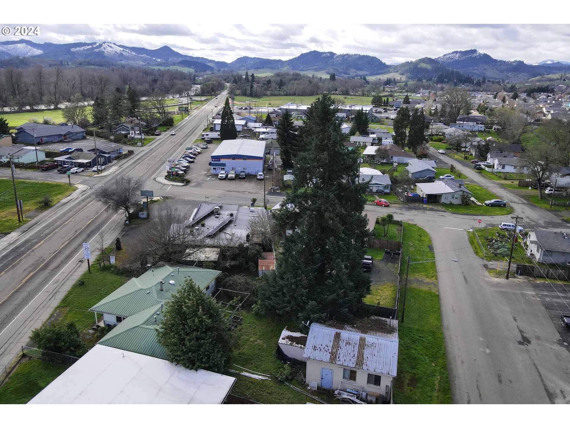 main property photo 2