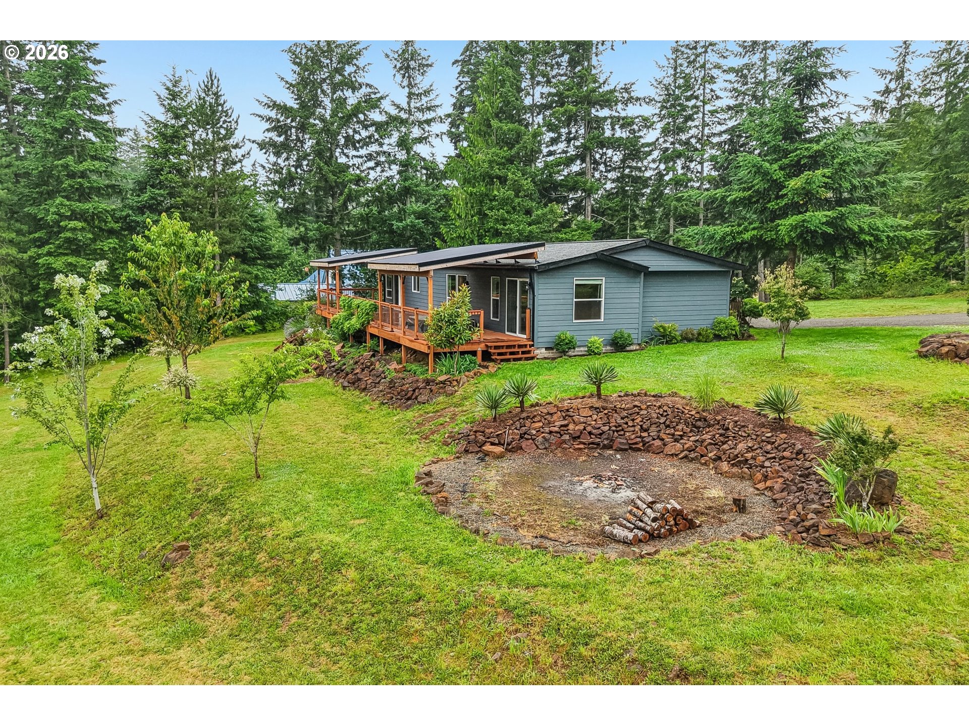 main property photo 3