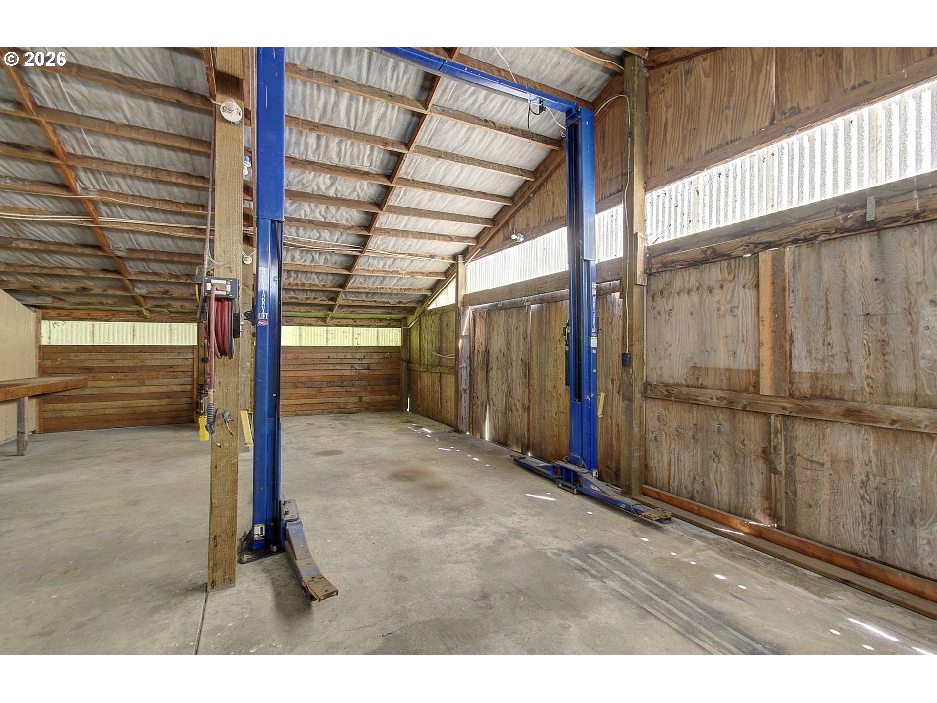 main property photo 47