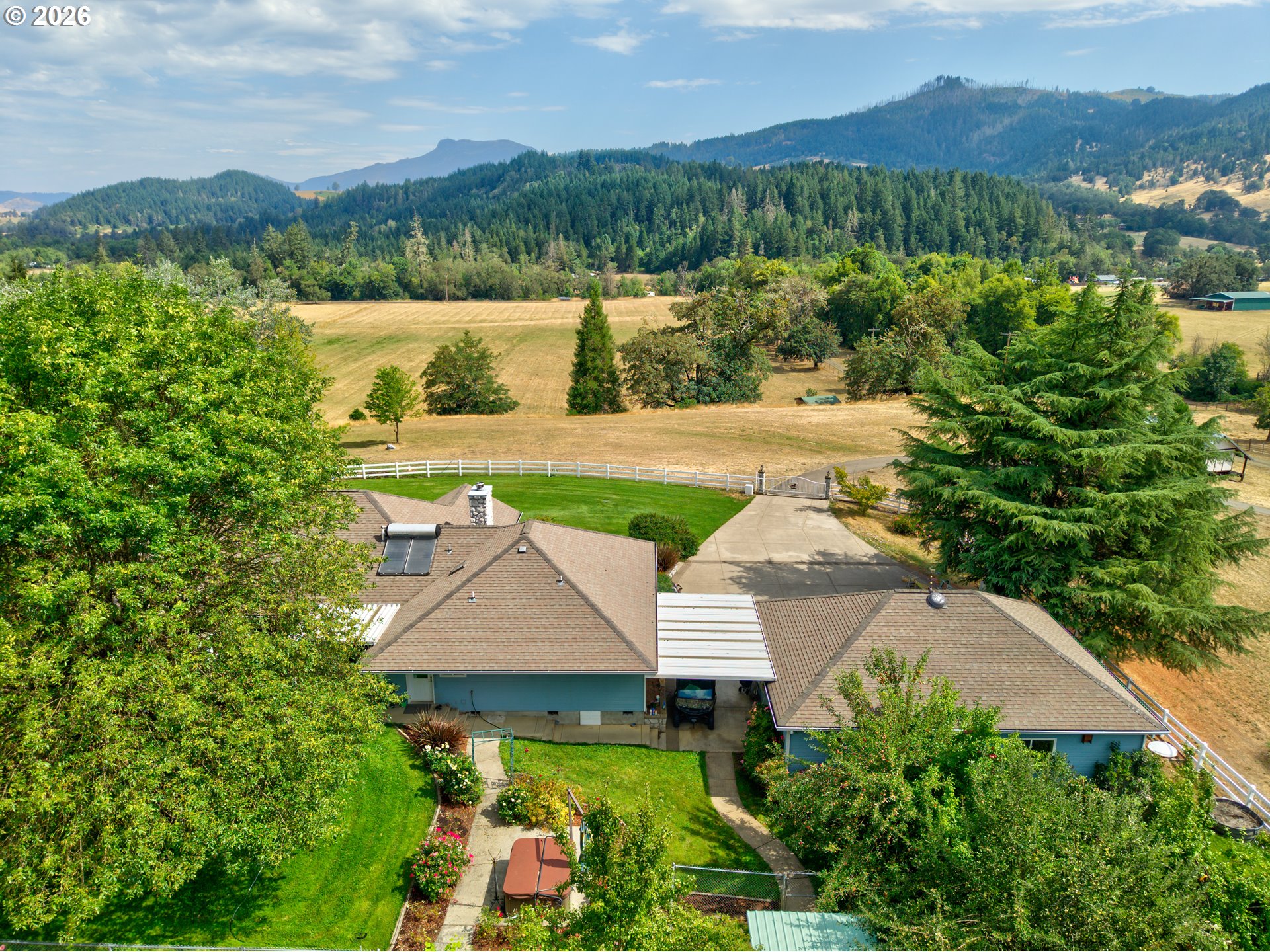 main property photo 19