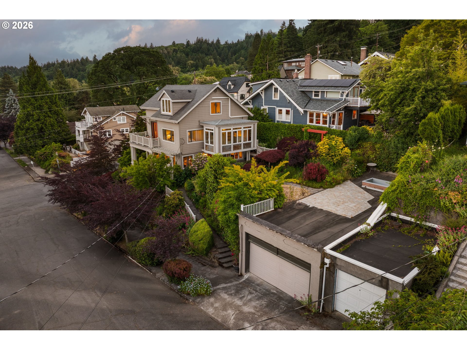 main property photo 40