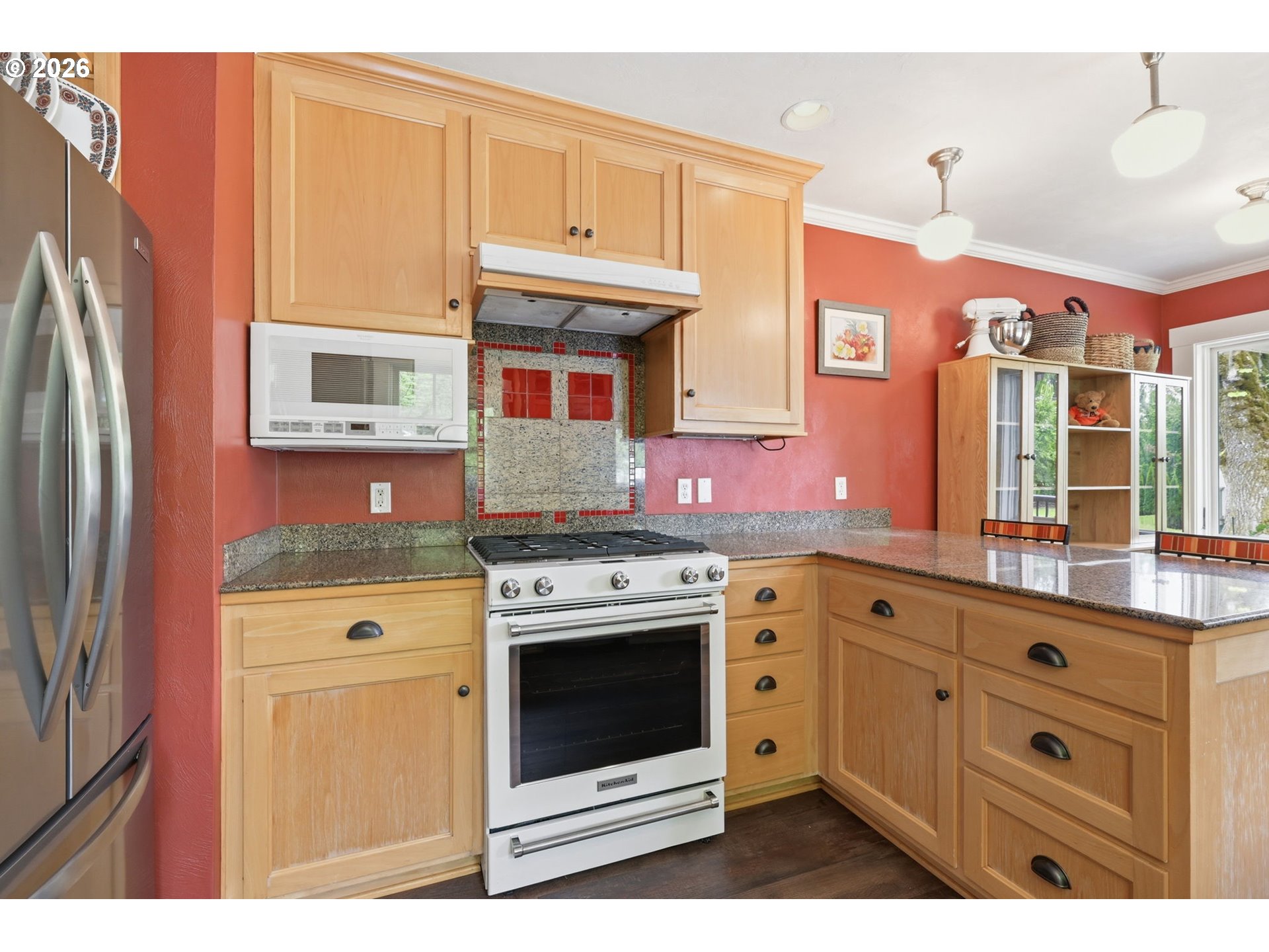 main property photo 19