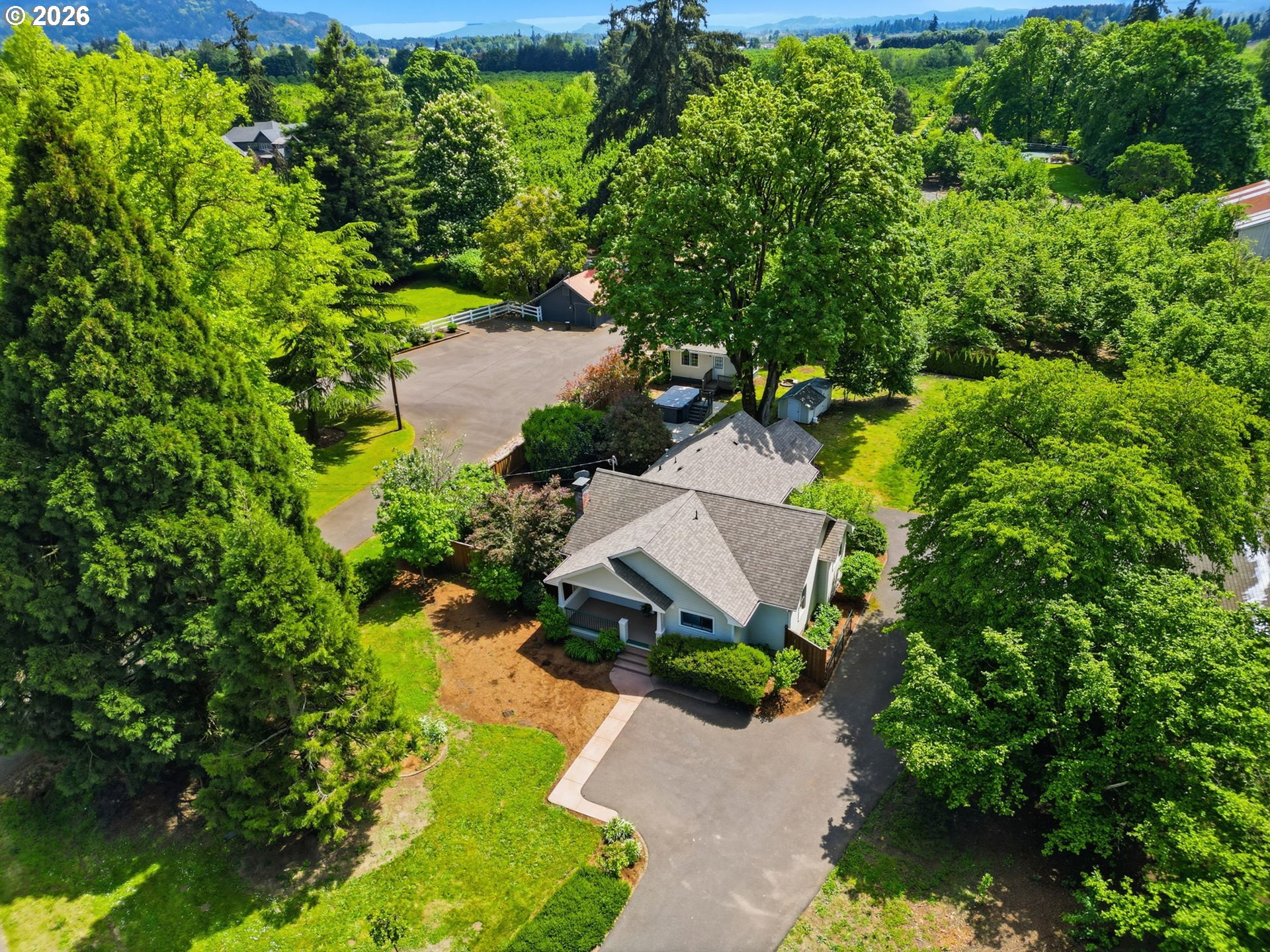 main property photo 35