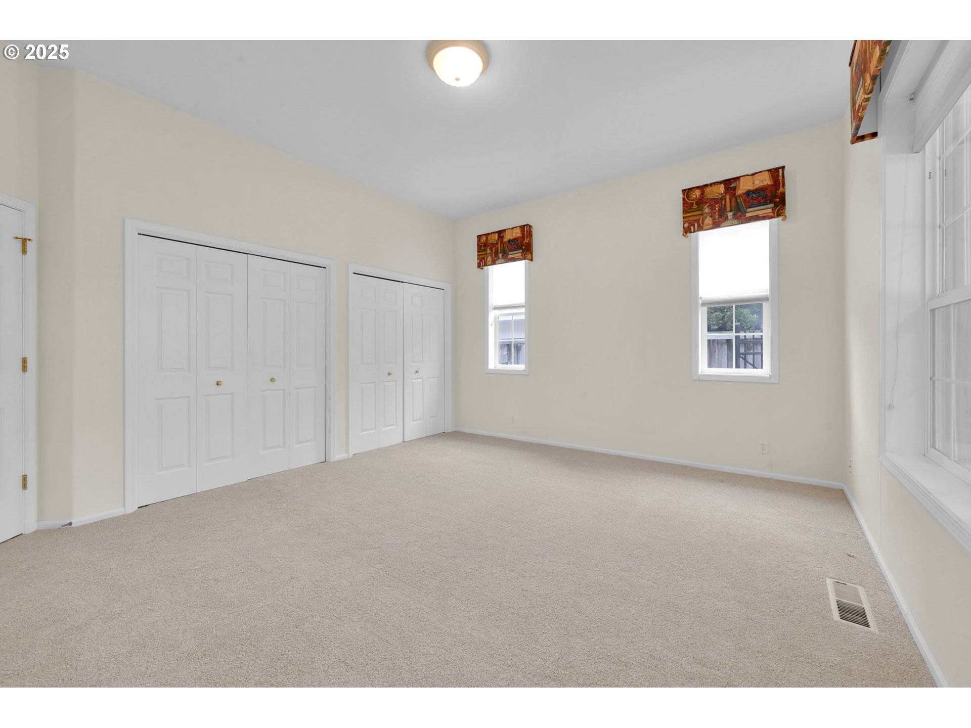 property viewer photo 22