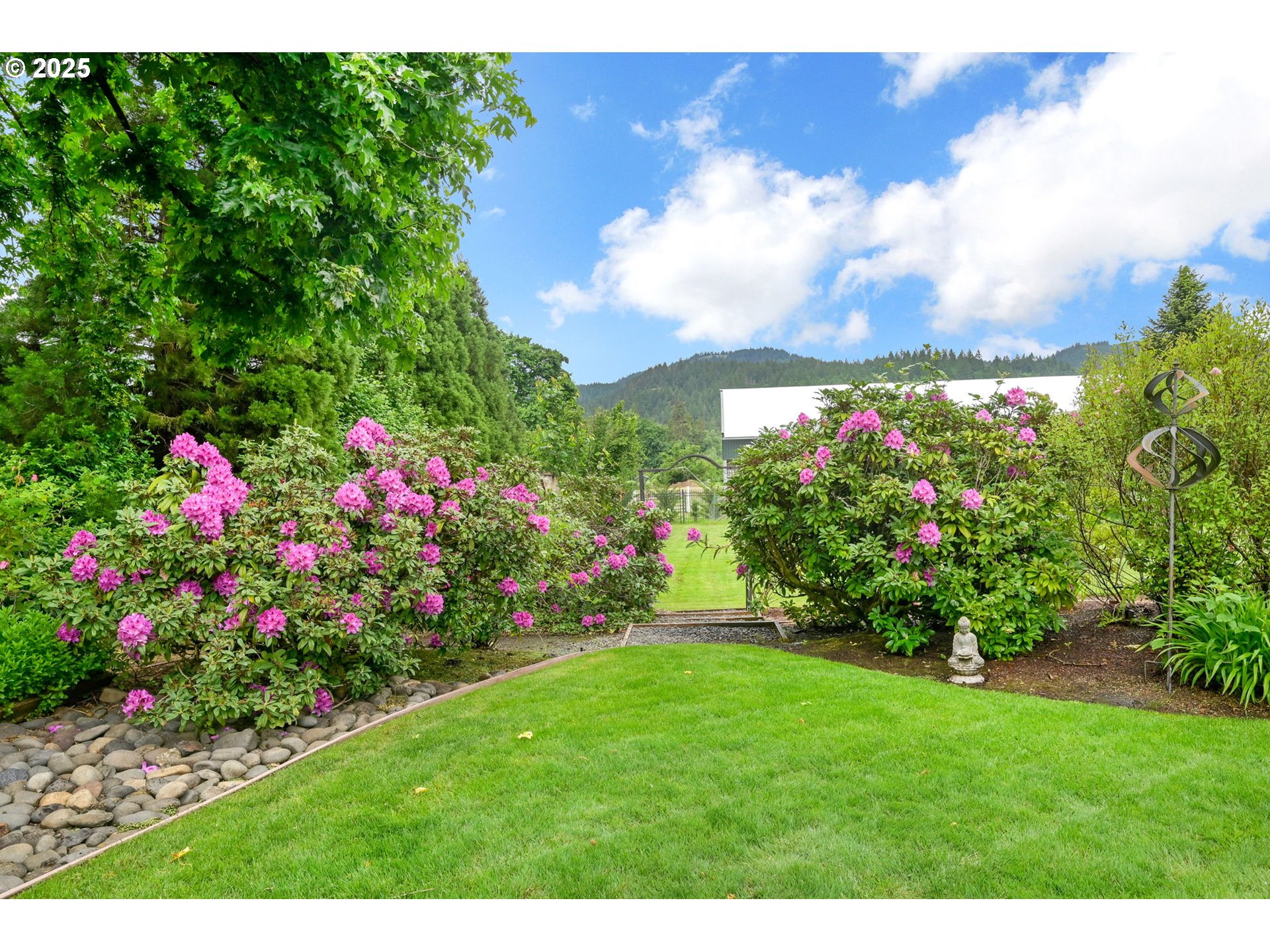 property viewer photo 32