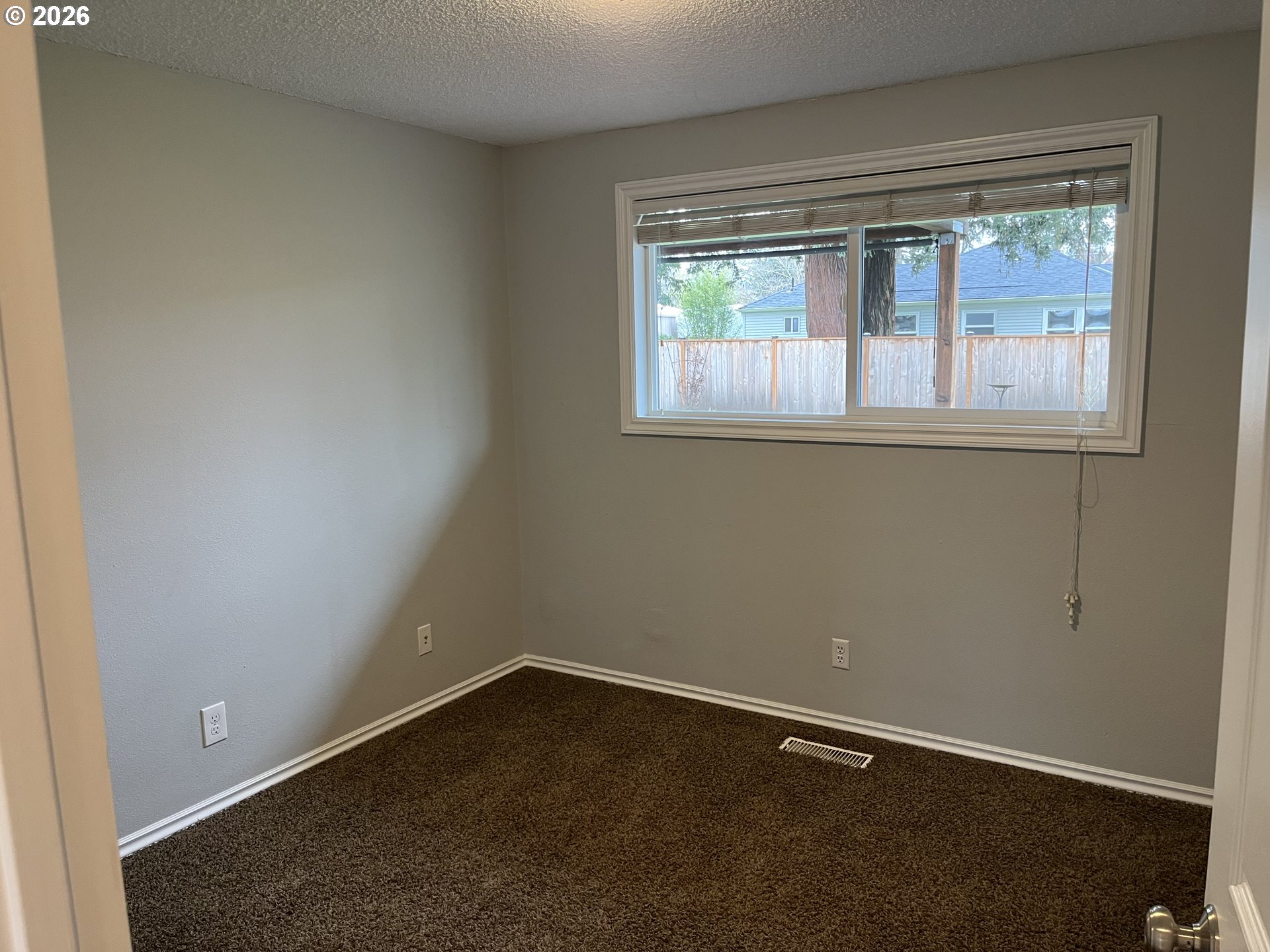 property viewer photo 11