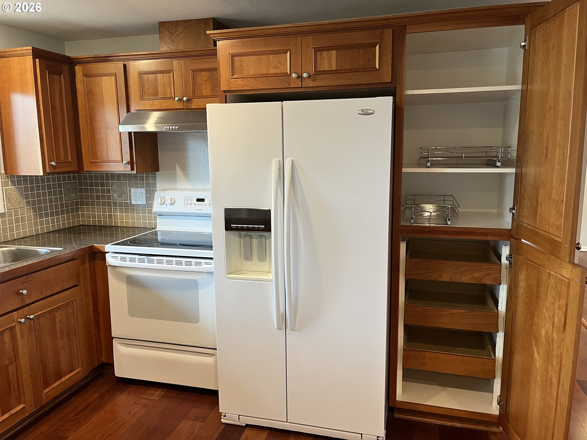 property viewer photo 5