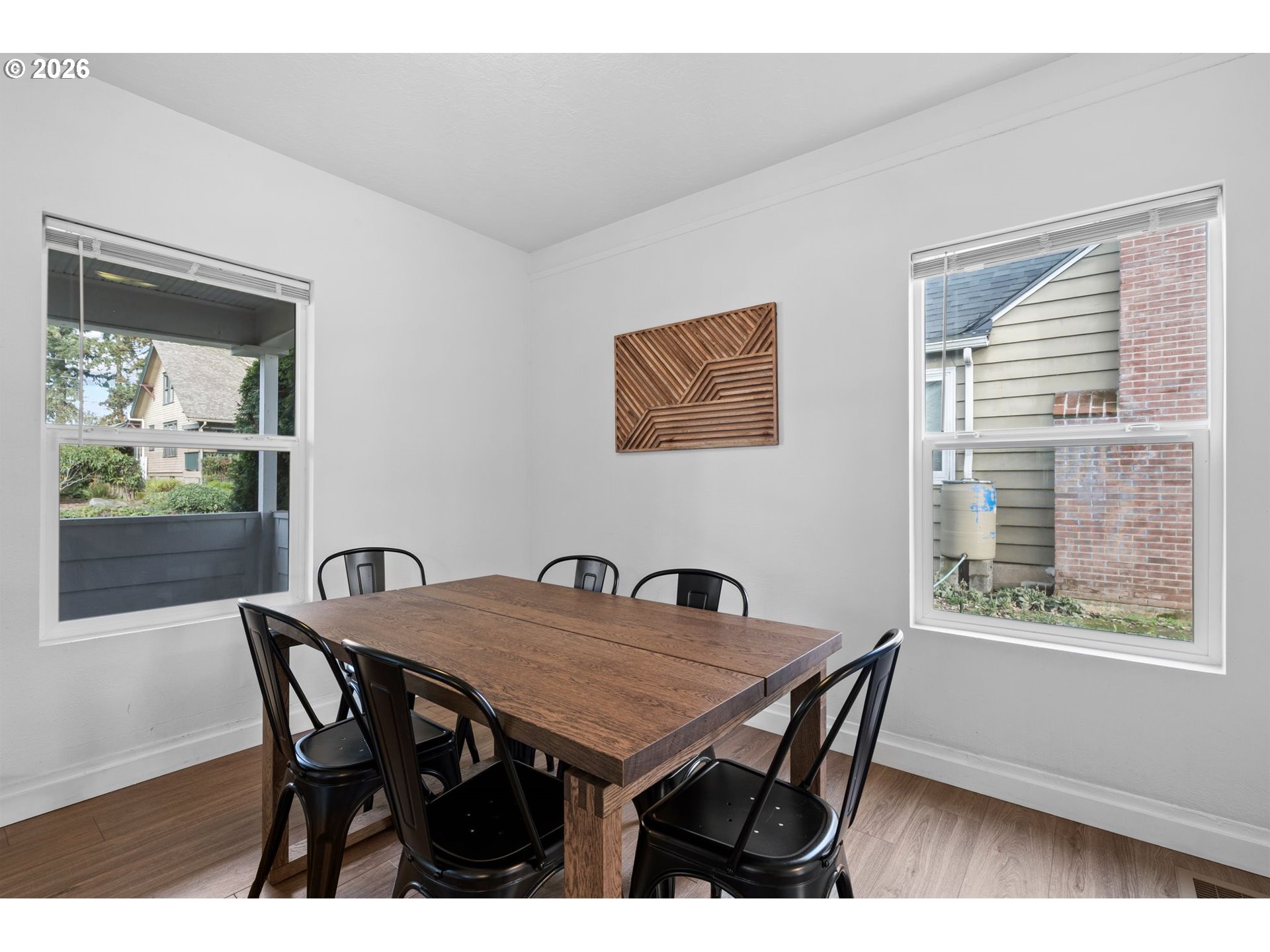 property viewer photo 10