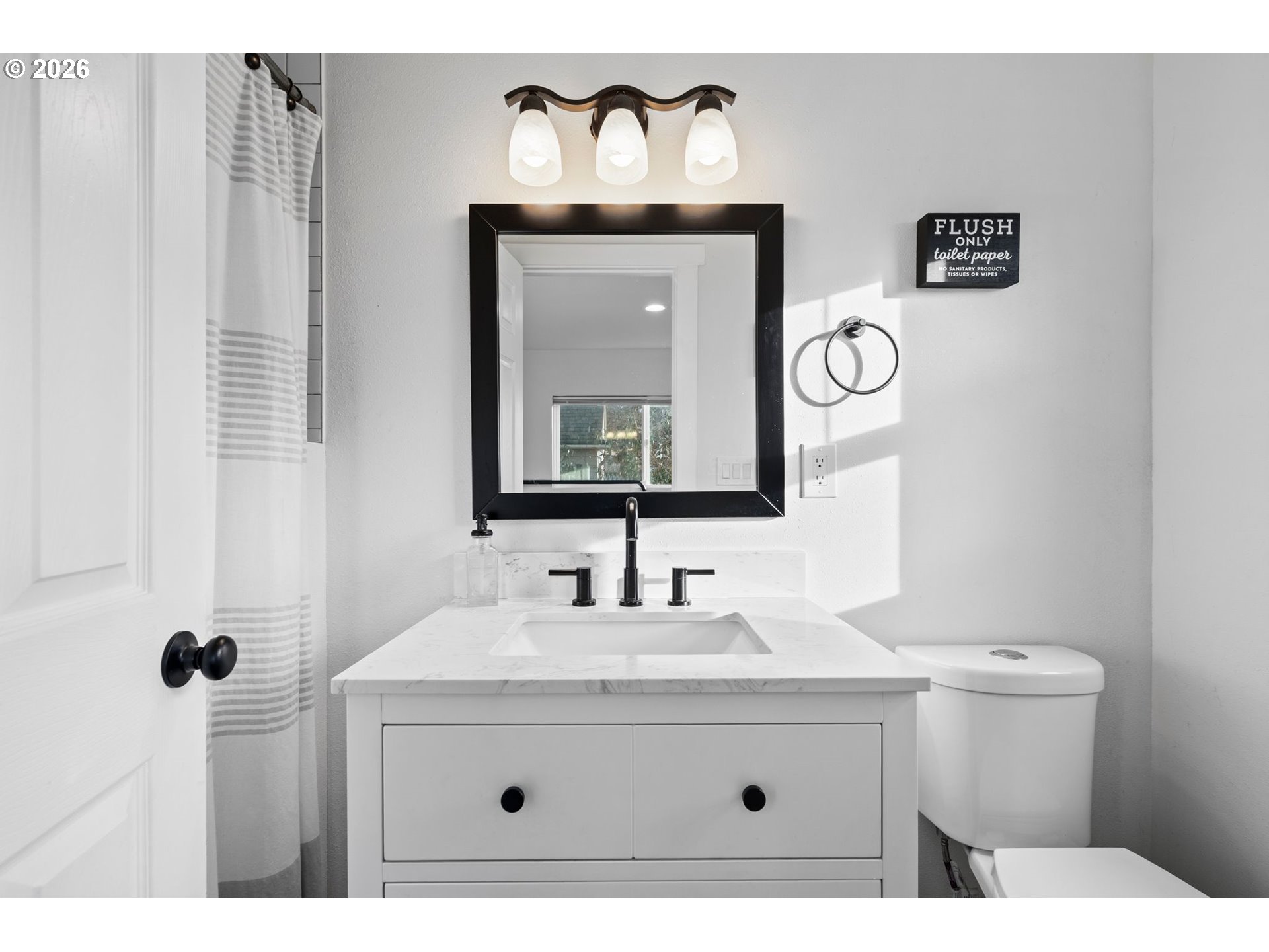 property viewer photo 20